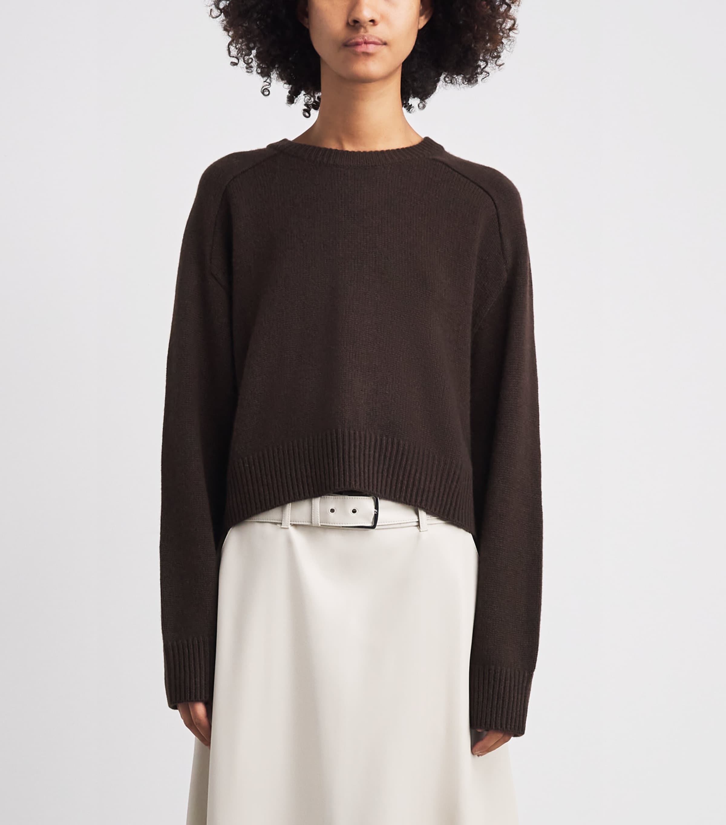 Soft Goat Womens Cashmere Crew-Neck Sweater Mocha Image 4