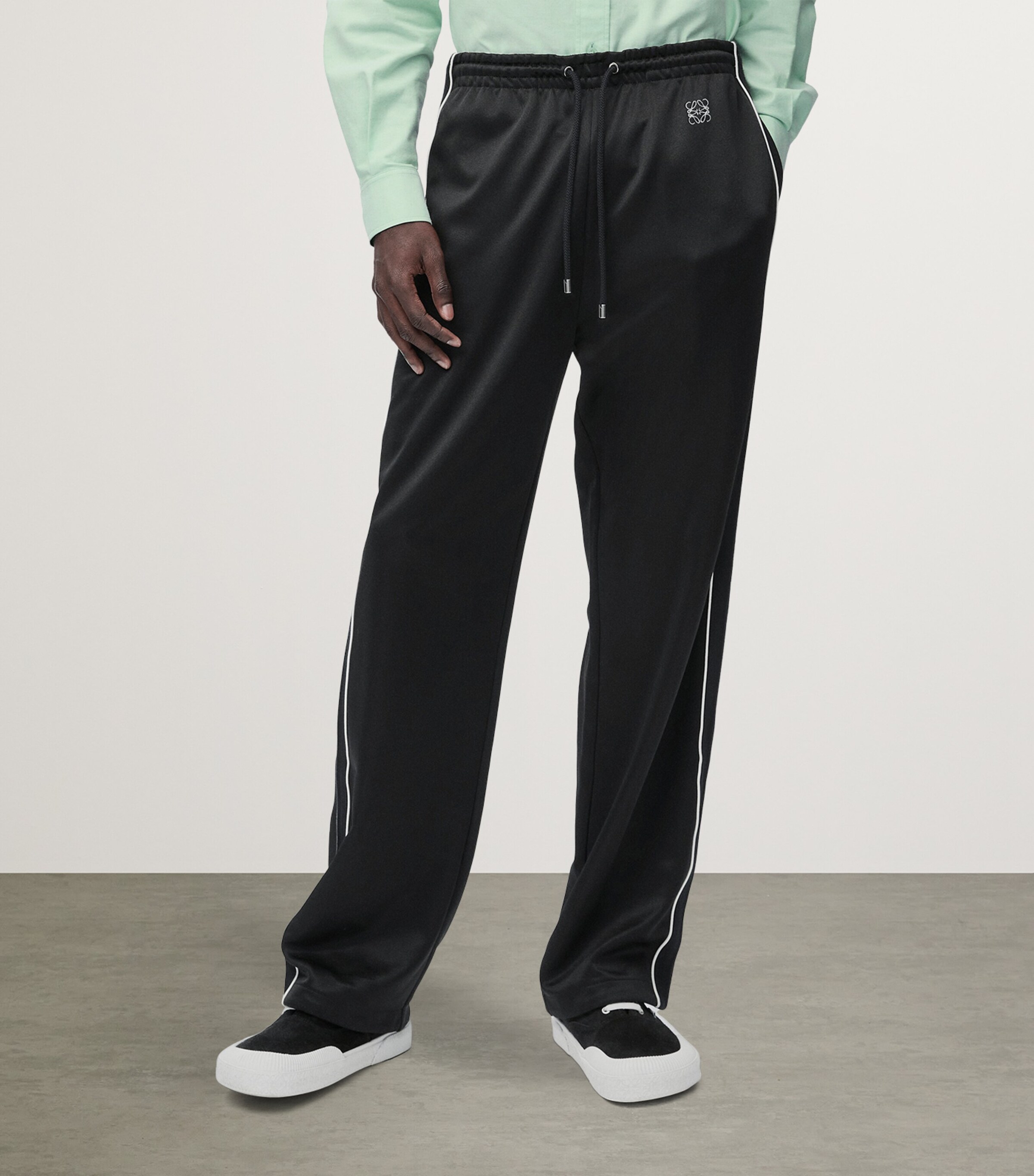 Monogram Track Pants BLACK Image 3