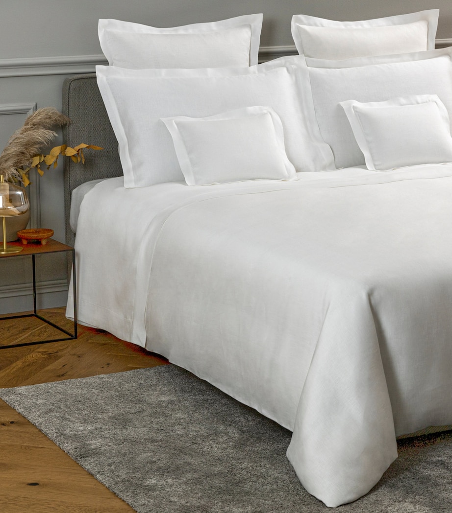 Frette Super King Divine Duvet Cover (260cm x 240cm) Bianco Ottico Image 5