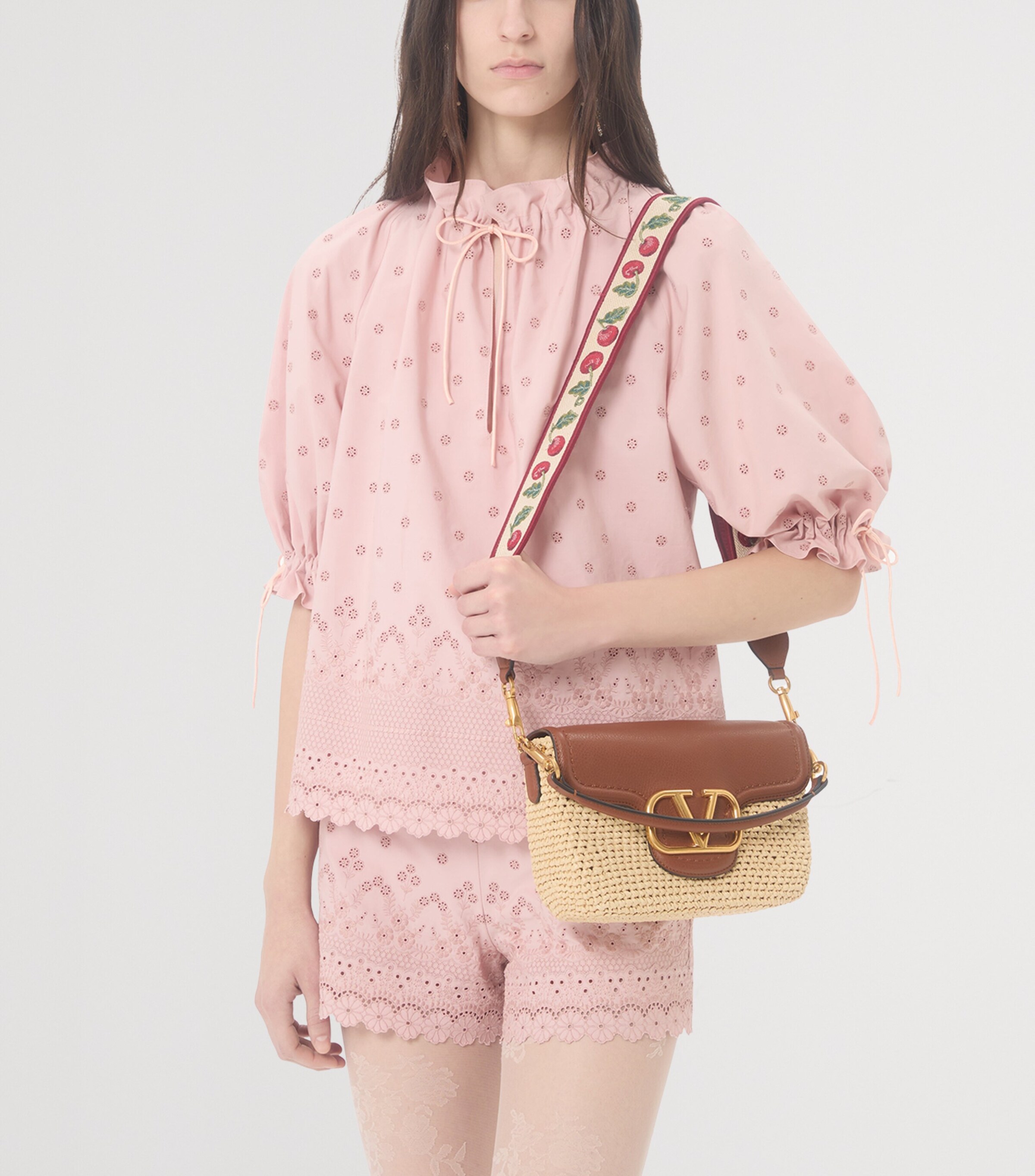 Valentino Garavani Raffia Alltime Shoulder Bag Image 7