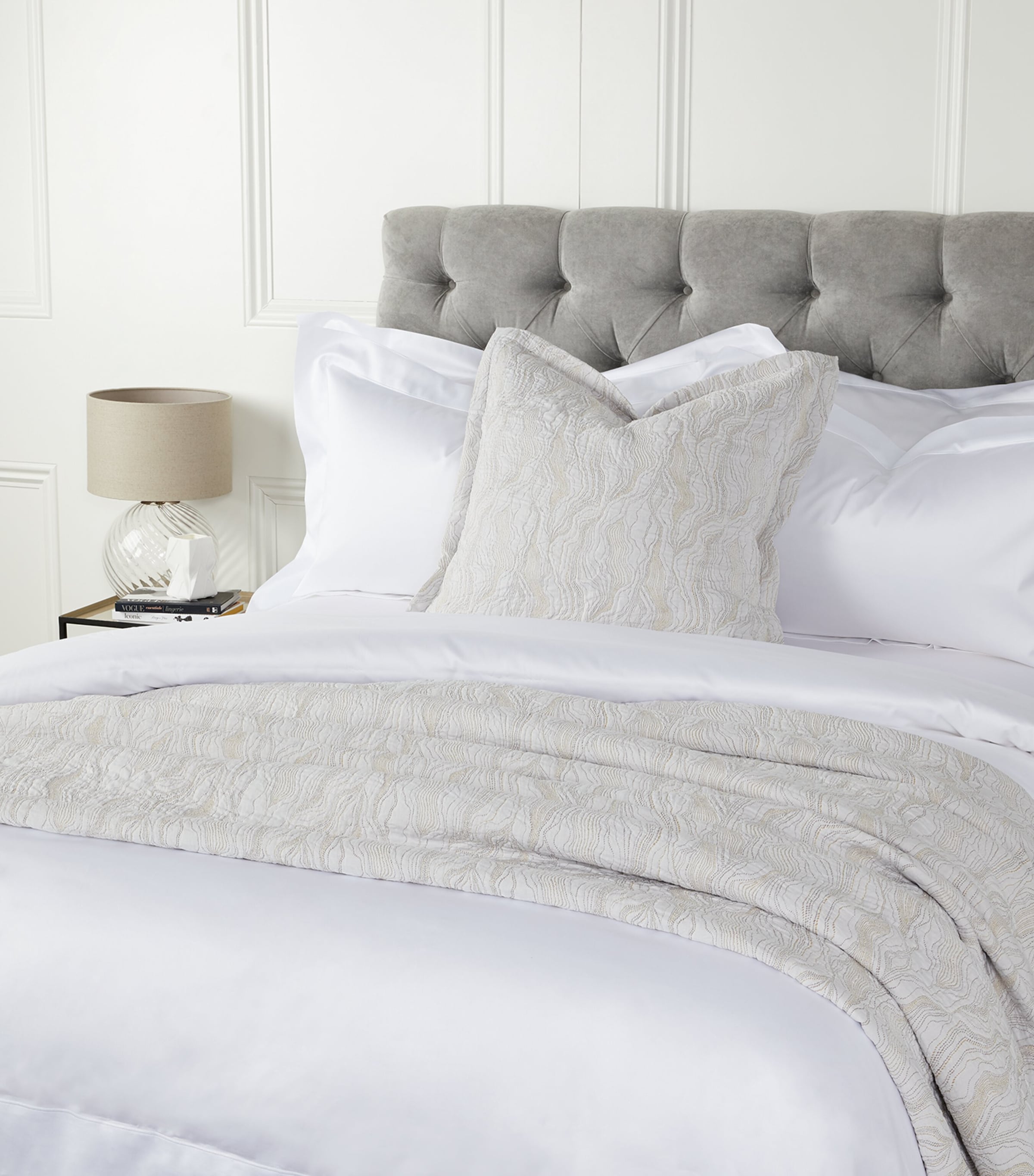 Bourdon Oxford Pillowcase (50cm x 75cm) WHITE Image 3