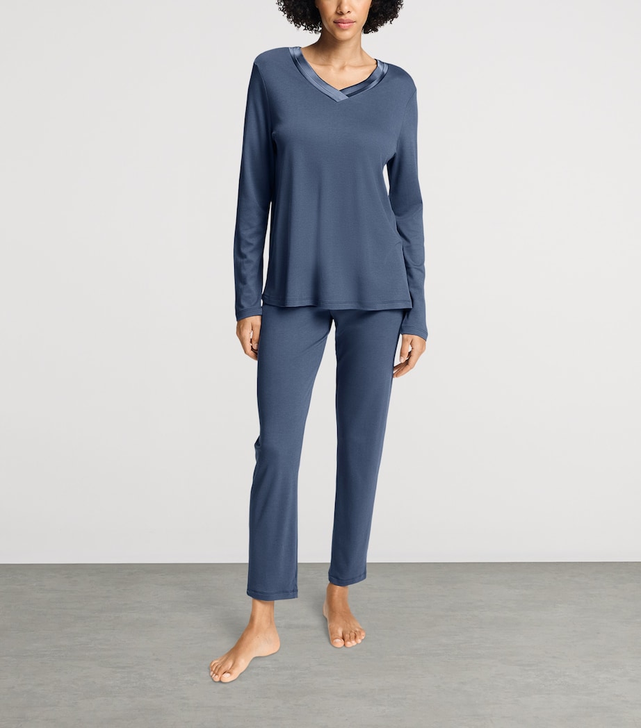 Hanro Womens Tyra Pyjama Set Vintage Indigo Image 2