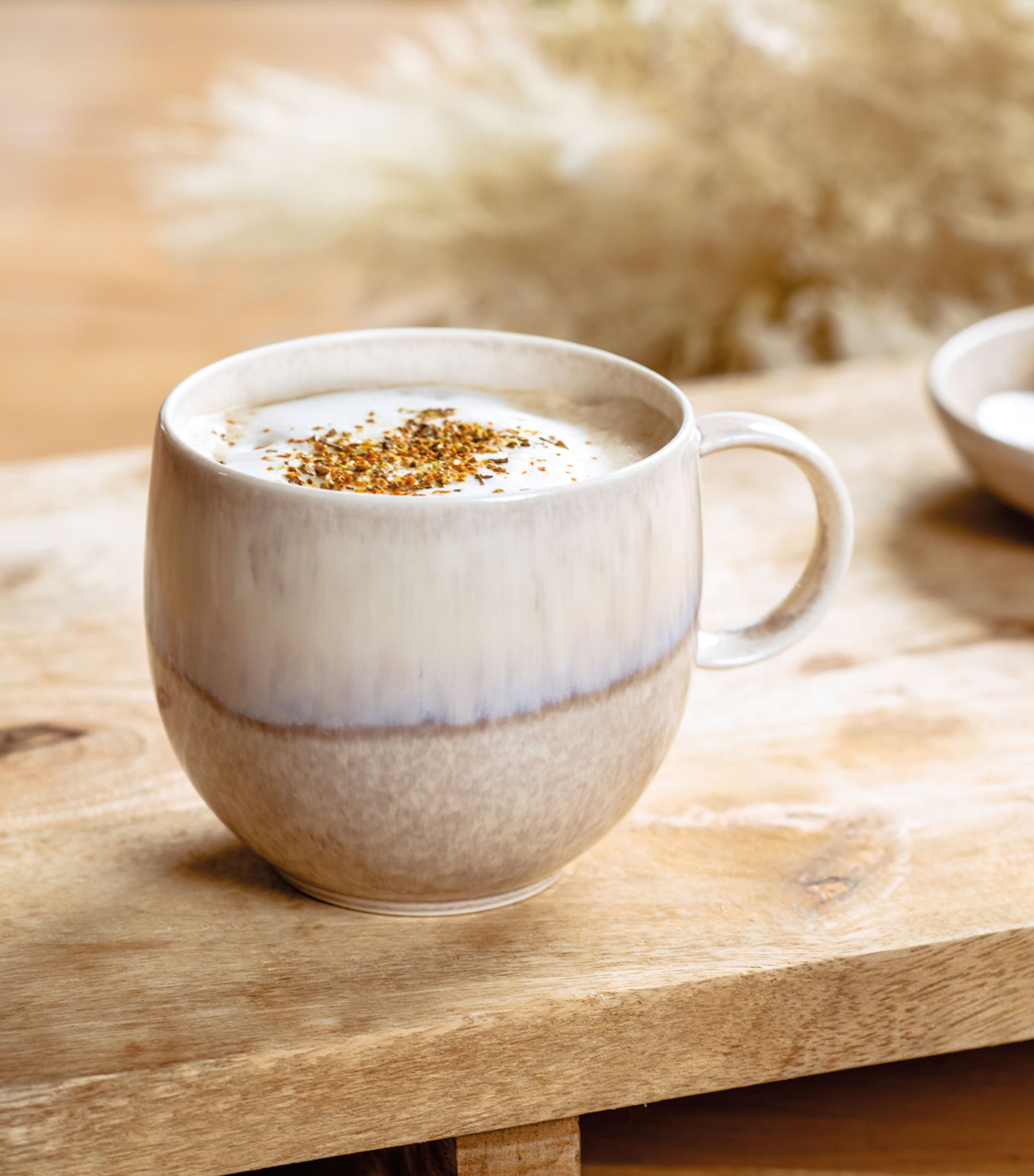 Porcelain Perlemor Breakfast Set BEIGE Image 5