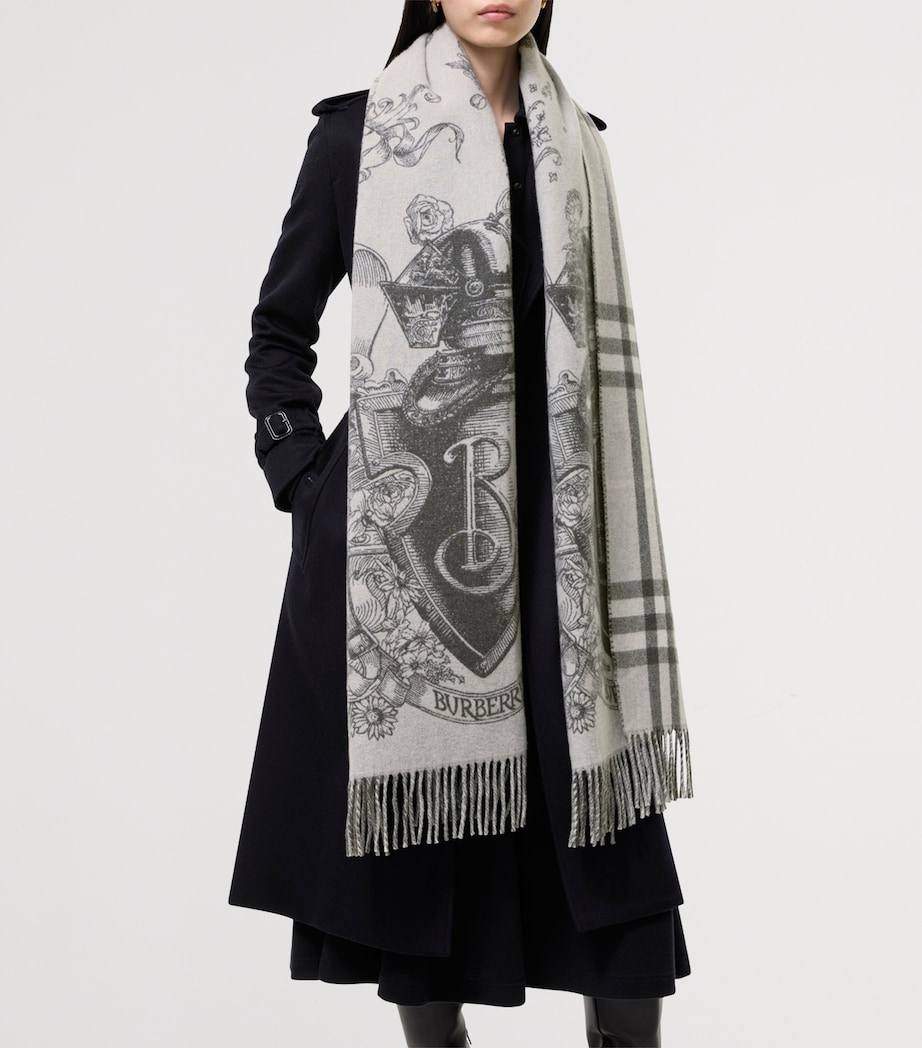 Burberry Cashmere Reversible Etched Knight Scarf Mitten Grey Image 4