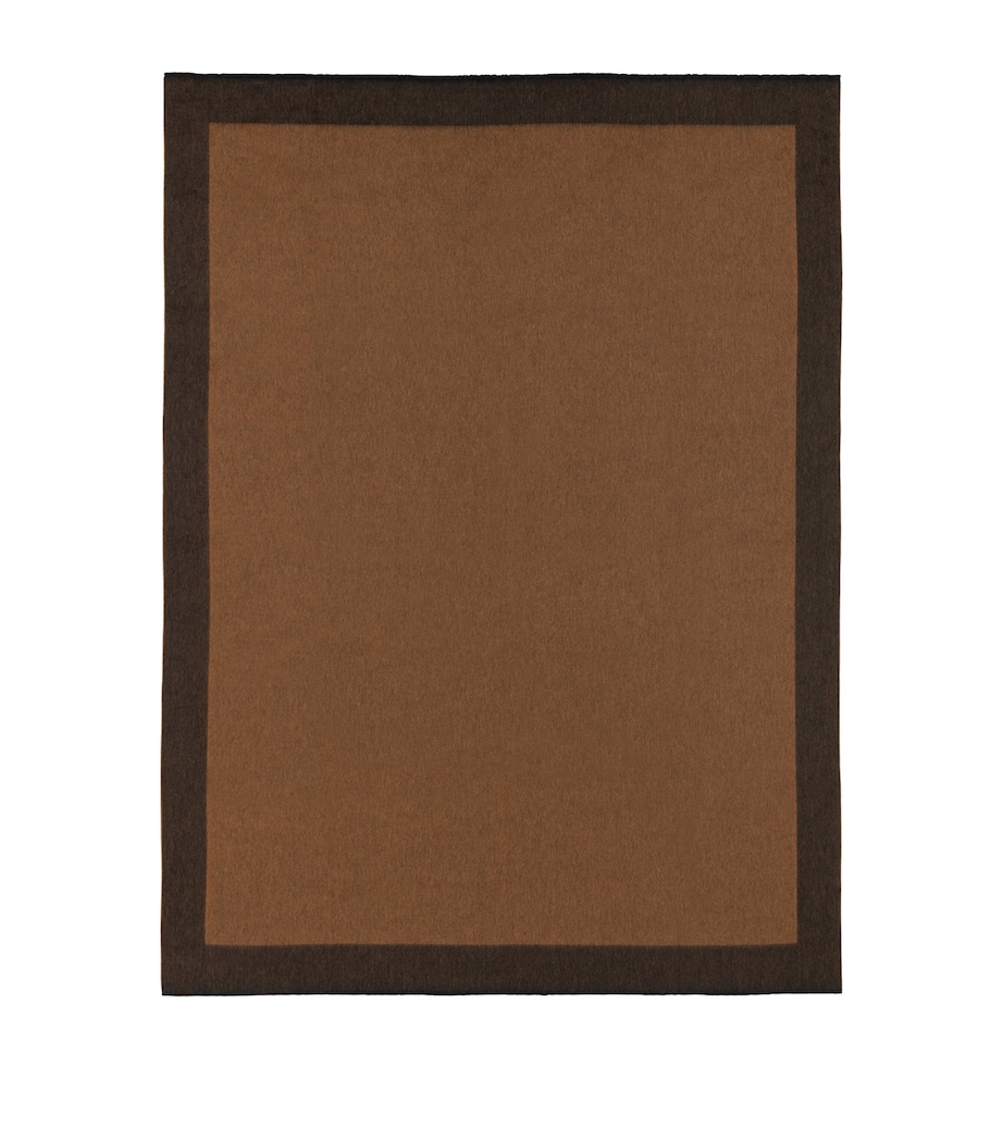 Cashmere Arran Border Throw (150cm x 200cm) VICUNA Image 1