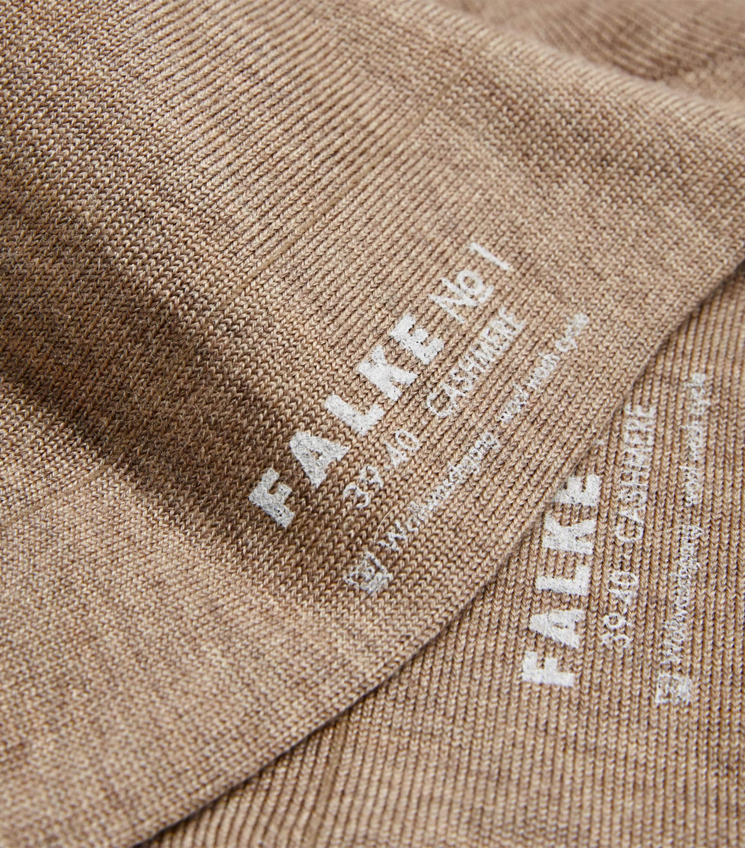 No.1 Cashmere Ankle Socks 5410 NUTME Image 2