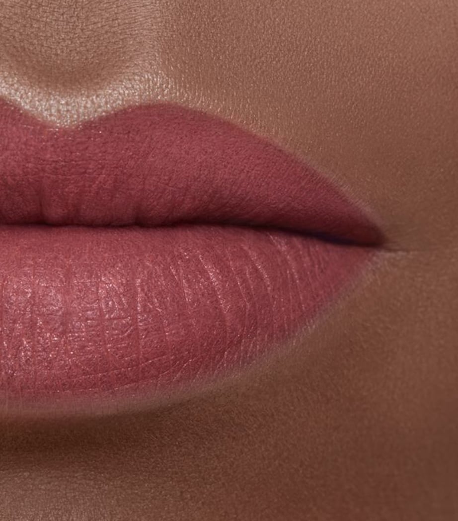 ROUGE ALLURE VELVET Luminous Matte Lip Colour La Secrète 69 ABSTRAIT Image 4