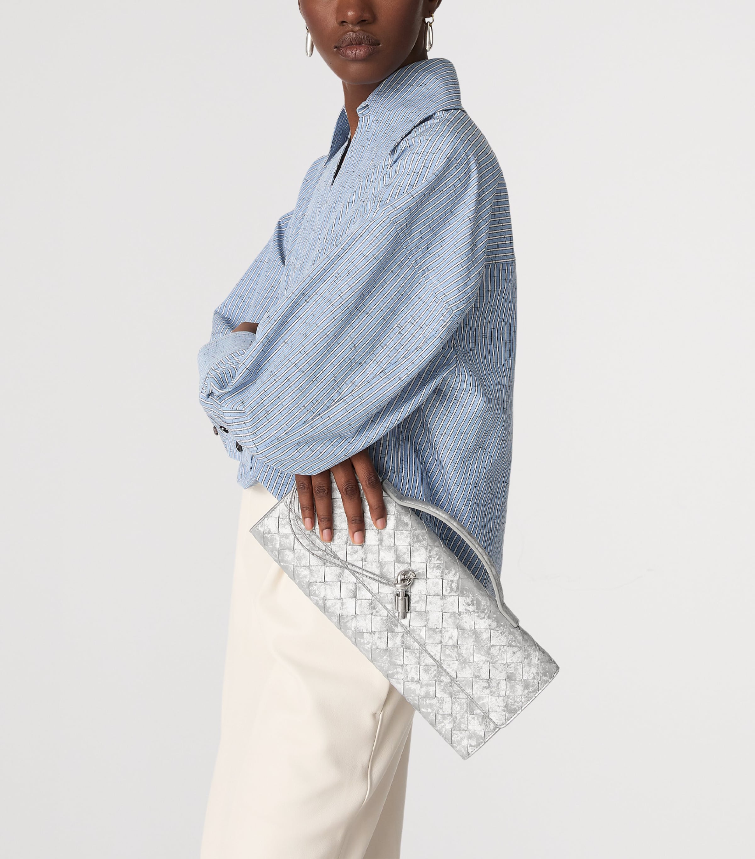 Bottega Veneta Laminated Leather Andiamo Clutch Bag Image 5