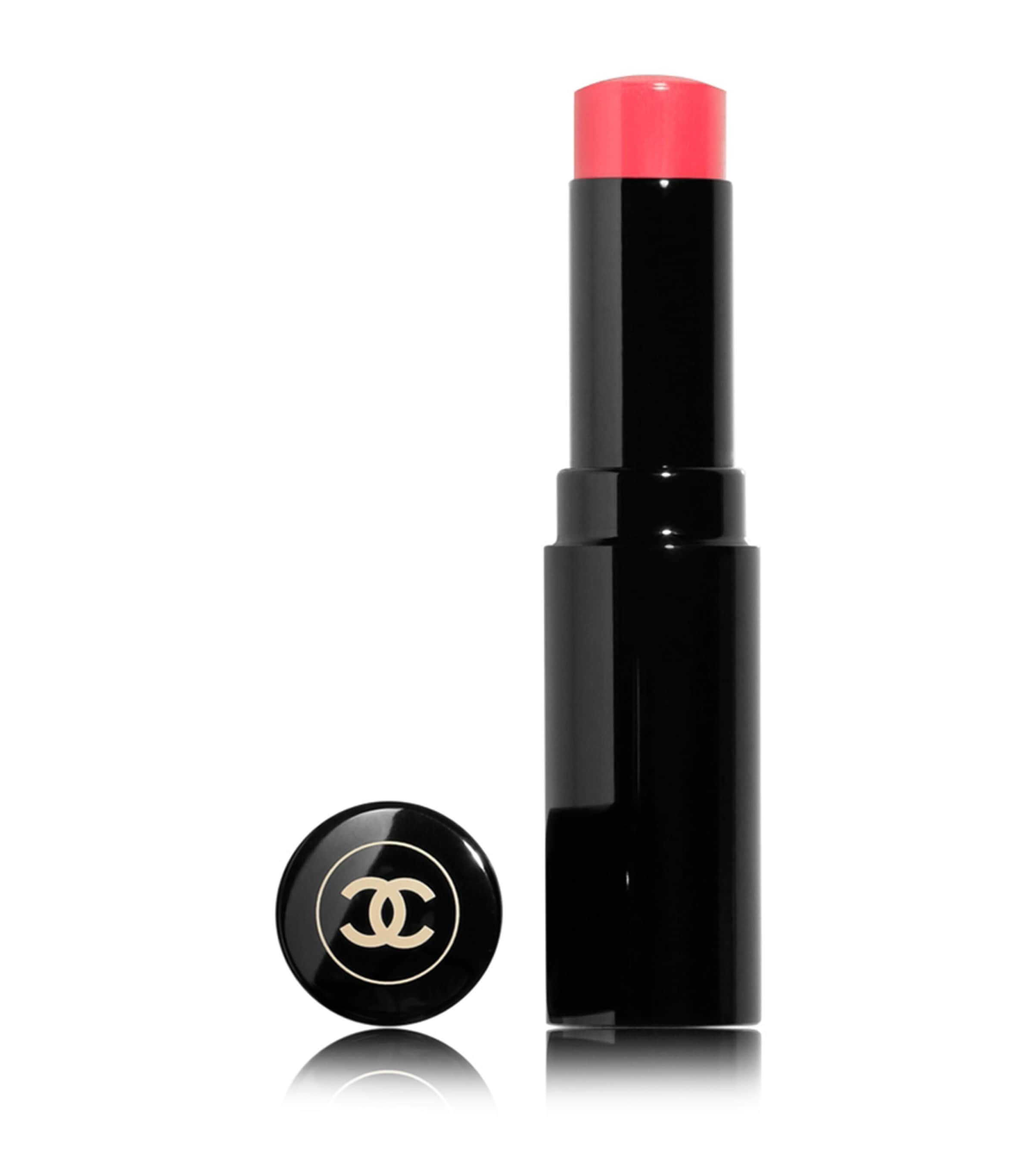 Shop Chanel Les Beiges Healthy Glow Lip Balm In Light