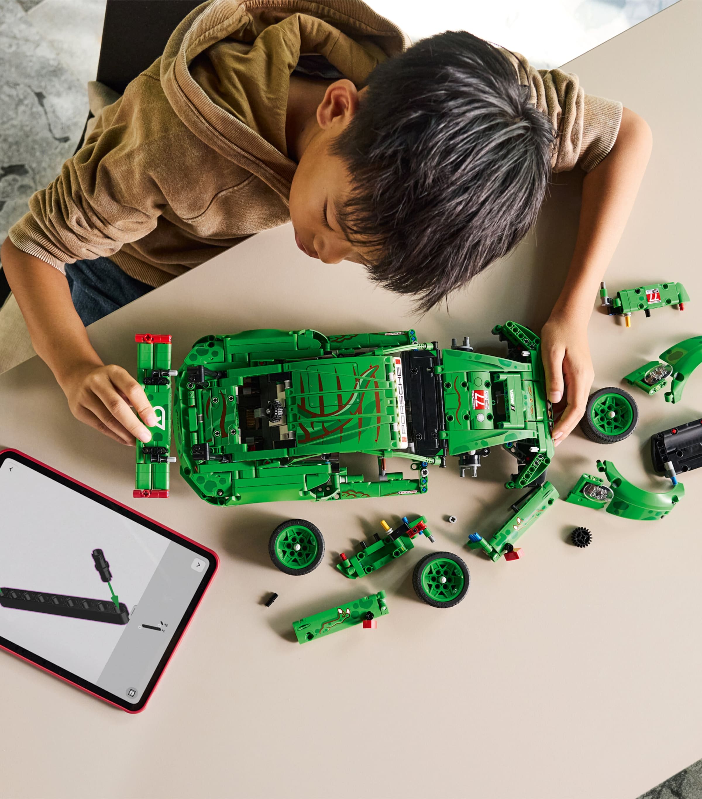 Technic Porsche 911 GT3 R REXY AO Racing Car 42224 MULTI Image 3