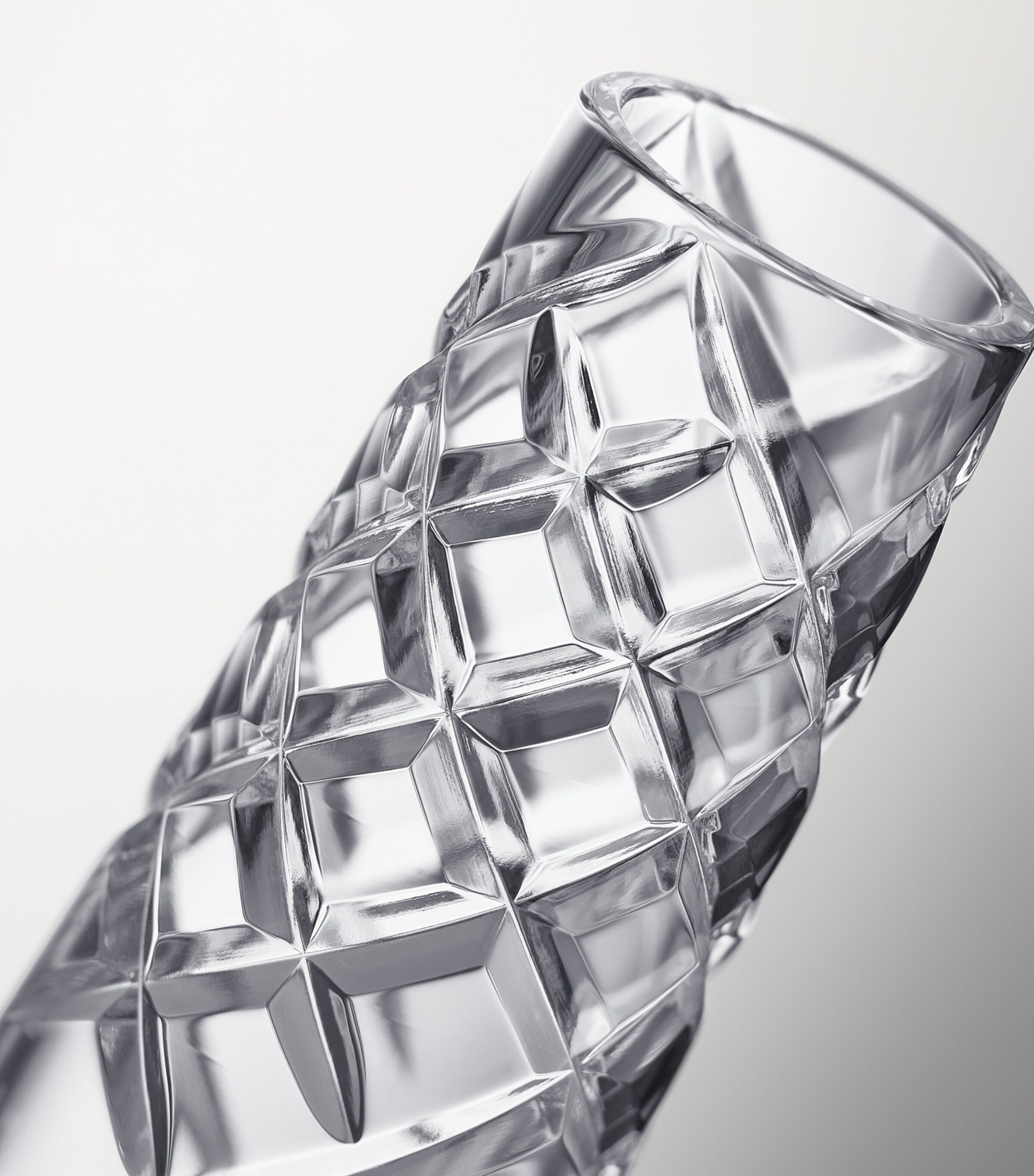 Crystal Celebrations Bouquet Holder (16cm) CLEAR Image 4