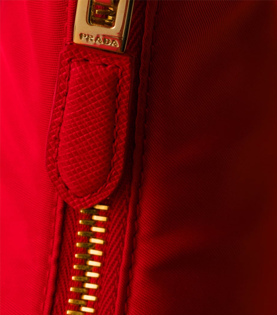 Re-Nylon Re-Edition 2005 Shoulder Bag F0357 Image 6