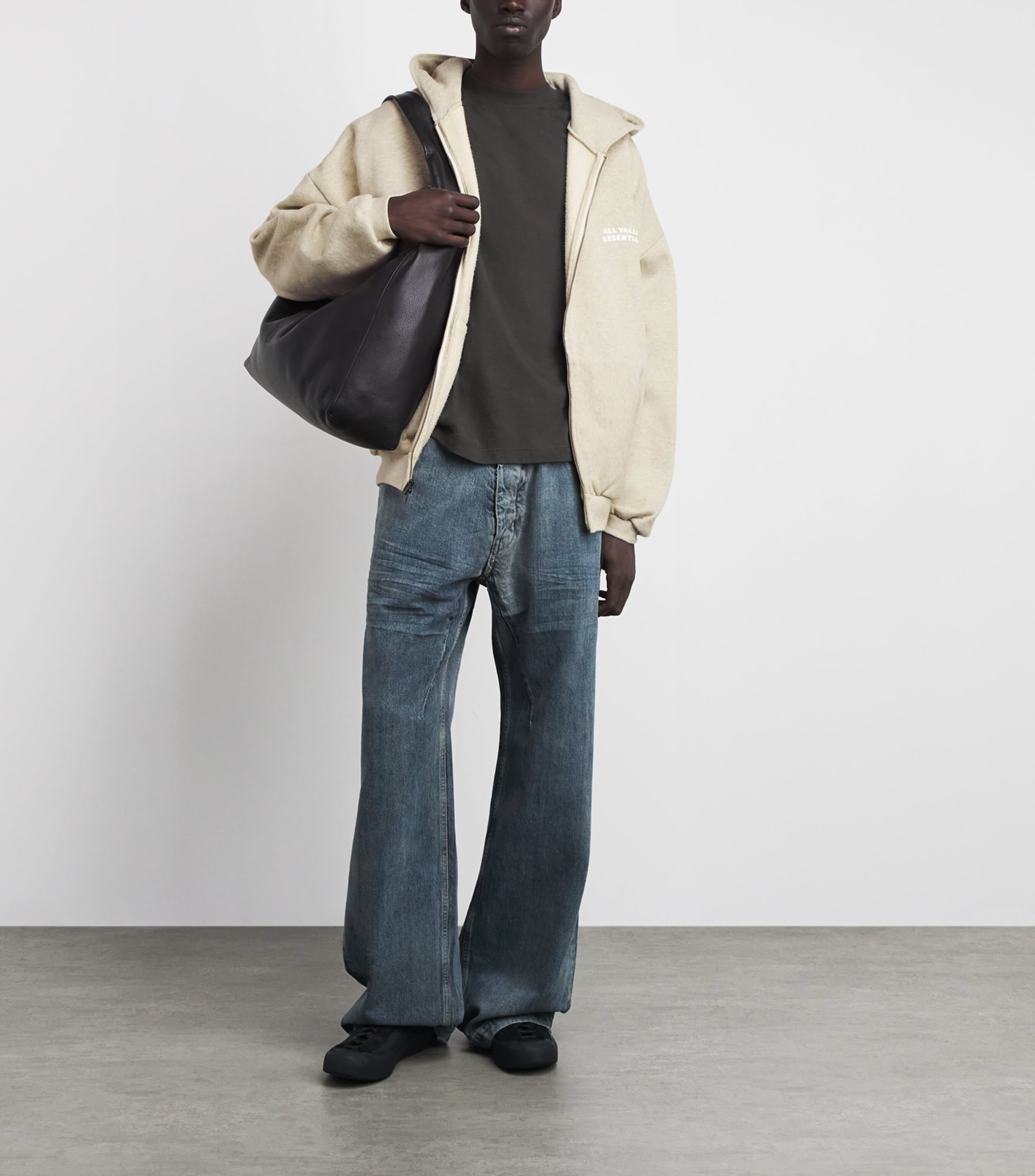 FEAR OF GOD ESSENTIALS Mens Cotton ‘90s Hoodie Wshd Vnla Hther Image 2
