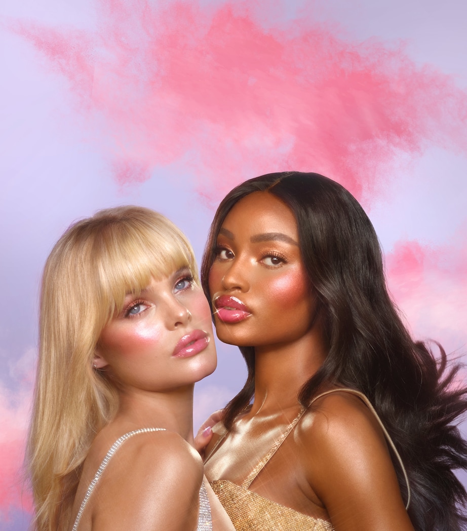 Charlotte Tilbury Pinkgasm Beauty Light Wand Highlighter Pinkgasm Sunset Image 4