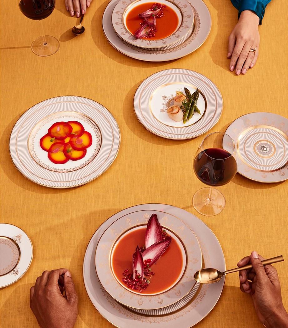 Anthemion Grey Plate (27.5cm) GREY Image 2