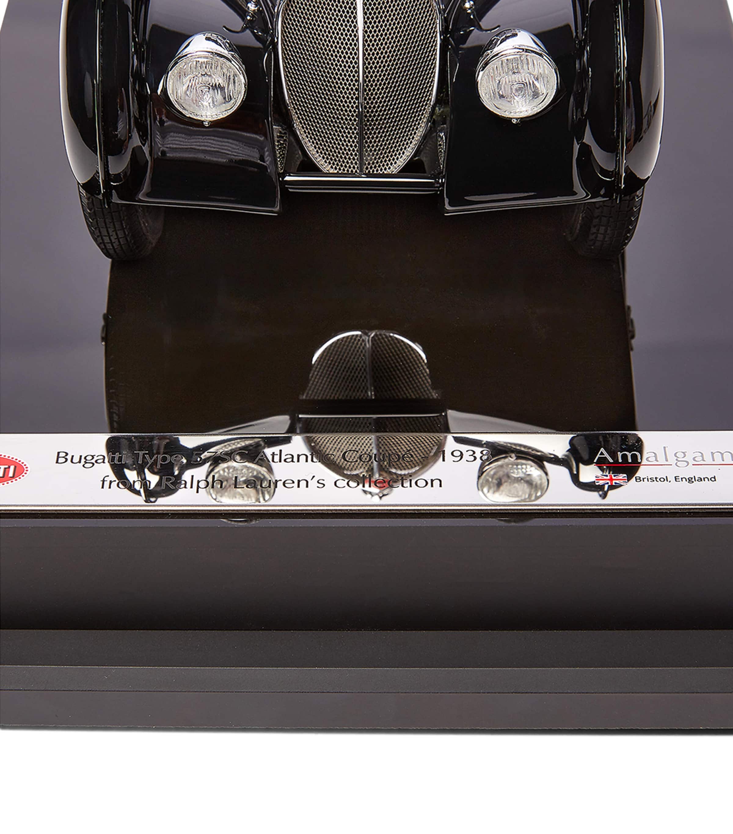 Bugatti 57SC Atlantic Coupe BLACK Image 3