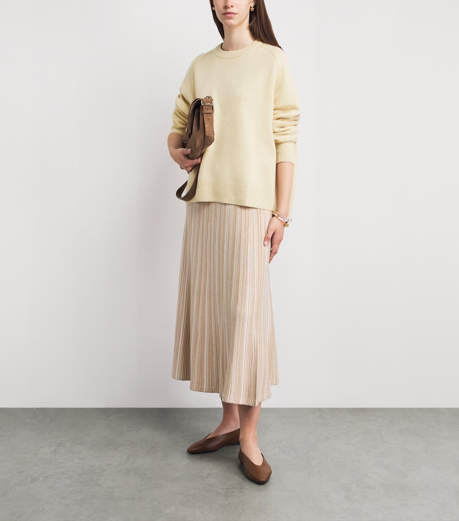 Soft Goat Womens Cashmere Boyfriend Sweater Waxed Paper Image 2