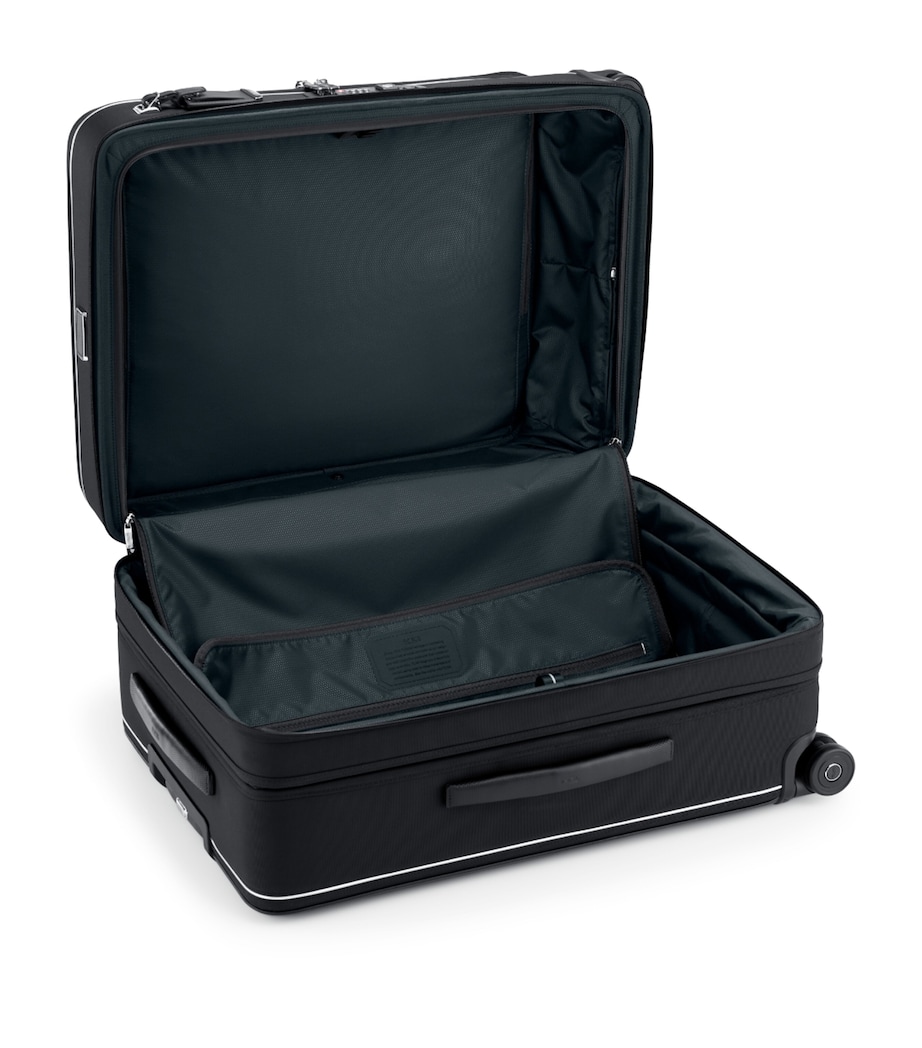 Tumi Medium Arrivé Check-In Suitcase (66cm) Black Image 4