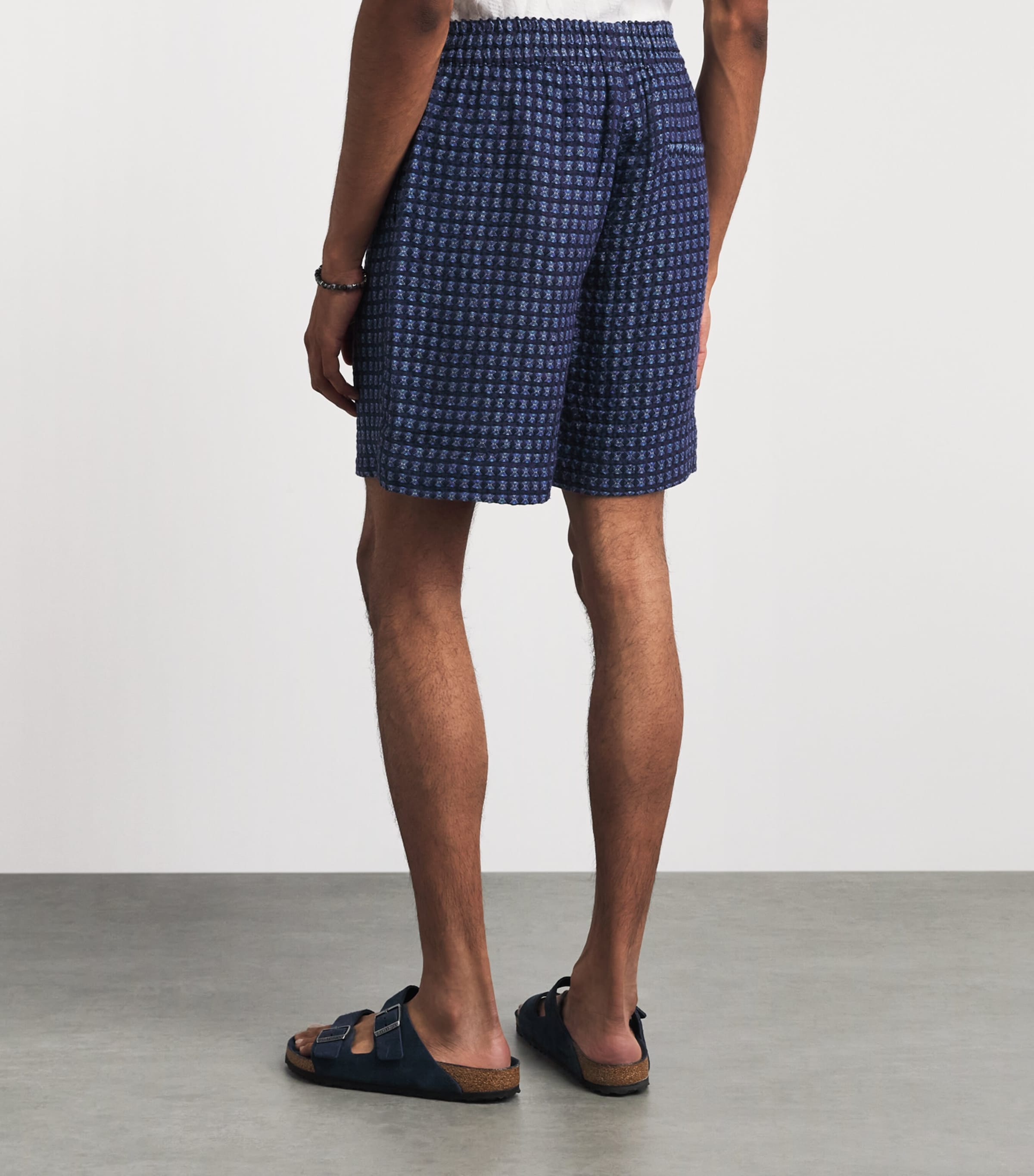 CHÉ Mens Linen Riita Shorts Navy Image 5