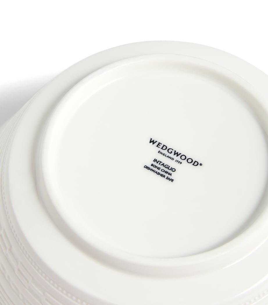 Wedgwood Bone China Intaglio Serving Bowl (20cm) White Image 5