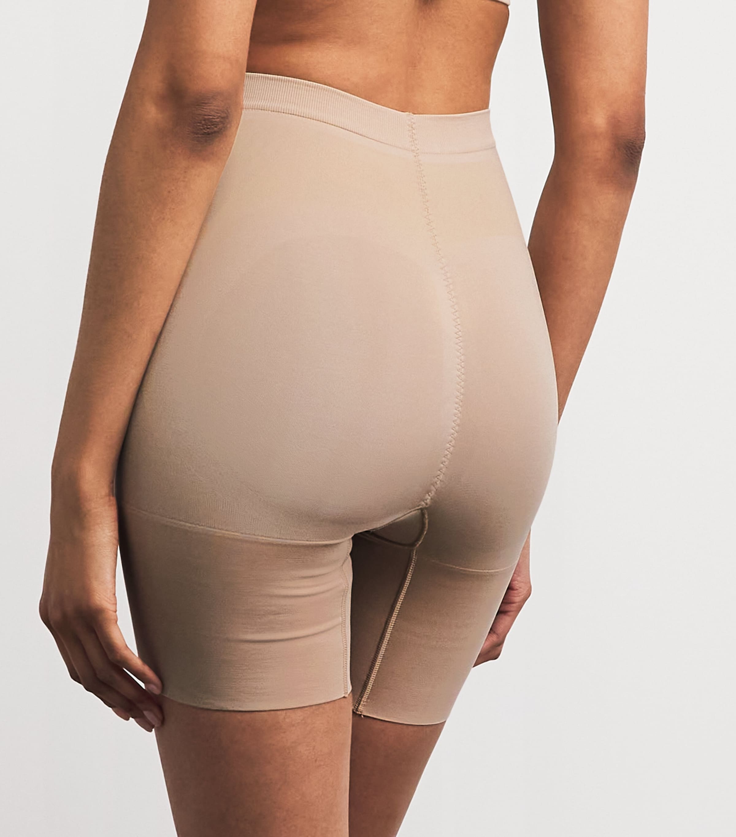 SPANX Womens SPANXsculpt GoFigure Mid-Thigh Shorts Chai Image 3