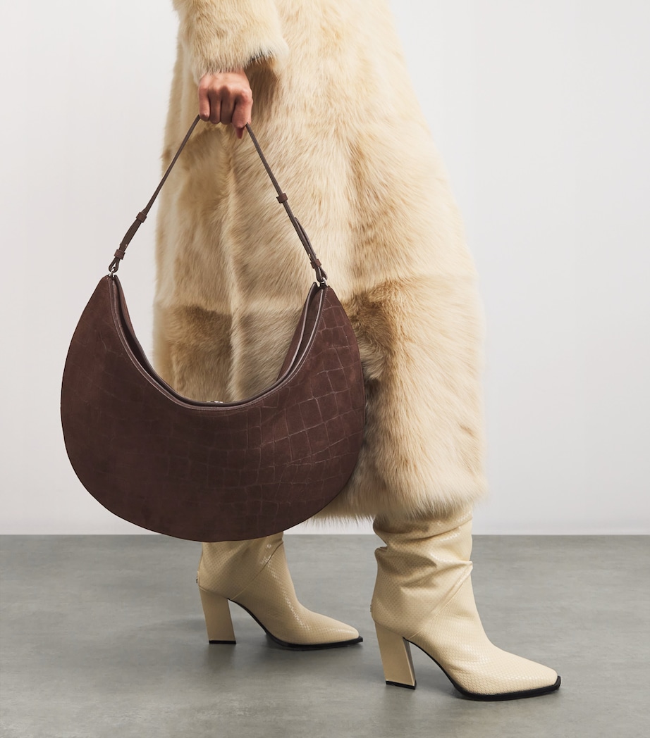 Suede The Ovalo Shoulder Bag 880 DARK BROWN Image 2