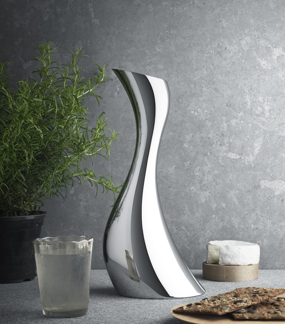 Cobra Pitcher SILVER Image 2