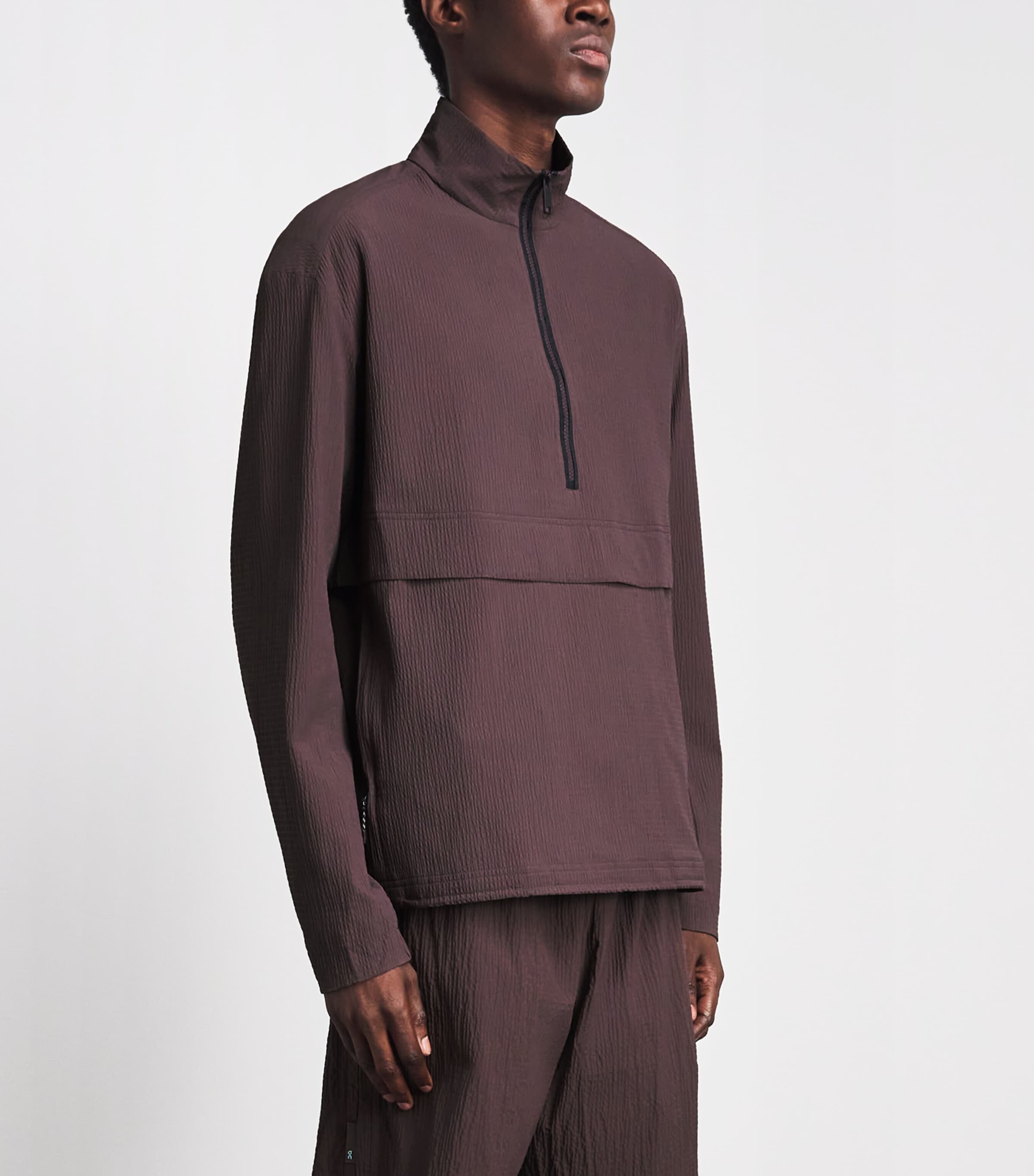 On Mens Textured Courtside Half-Zip Jacket Mulberry Image 4