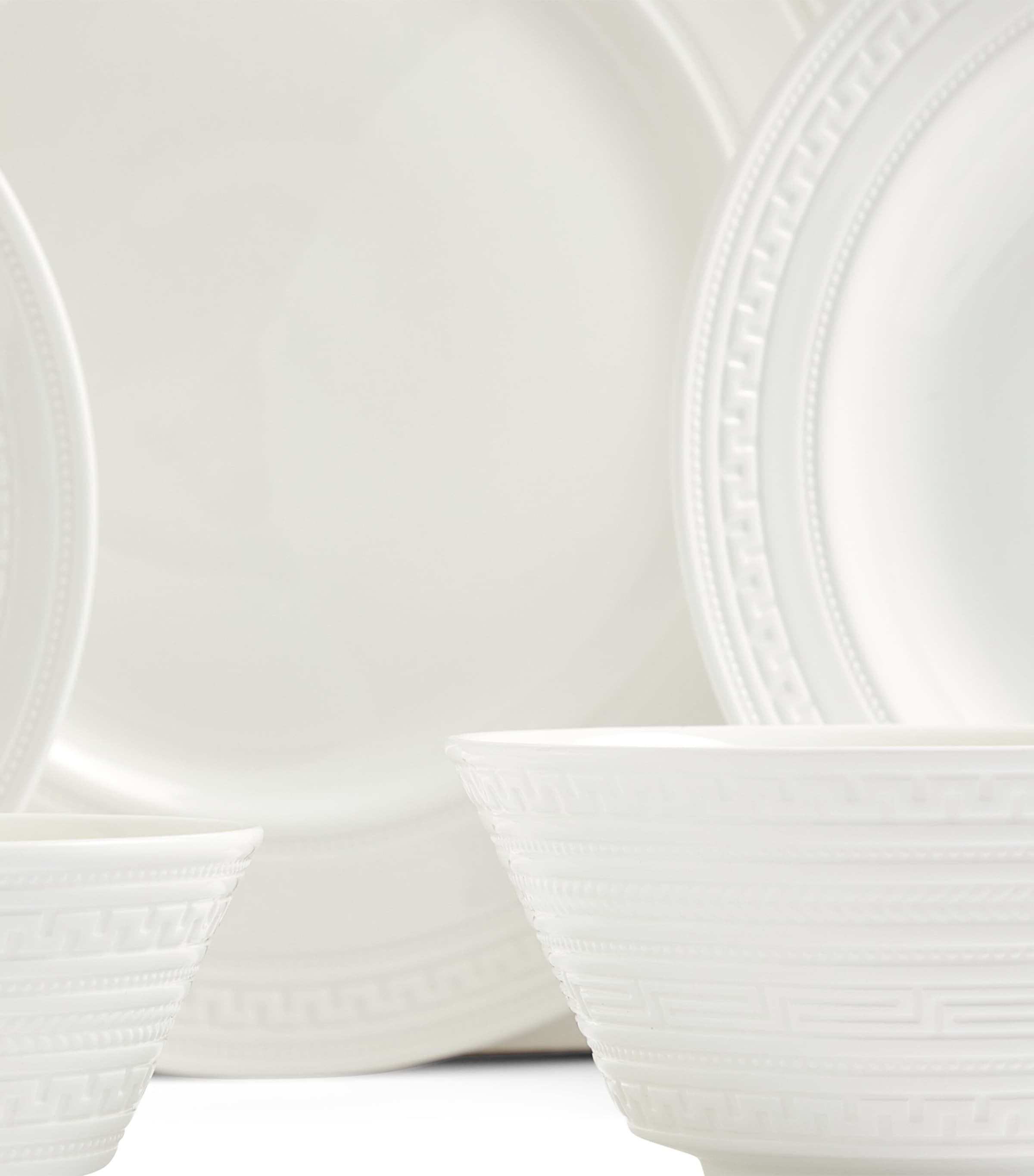 Wedgwood Intaglio 10-Piece Dinnerware Set White Image 3