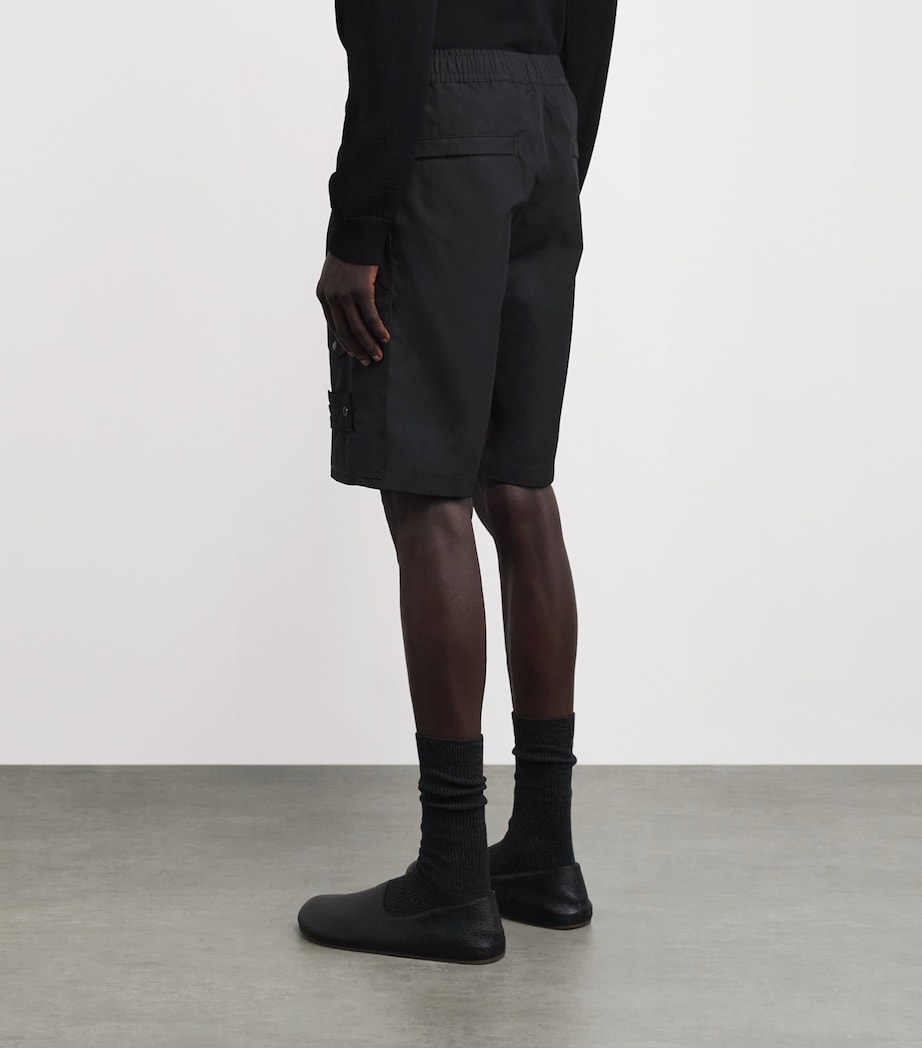 Stone Island Mens Cotton-Canvas All-Weather Ghost Shorts Image 5