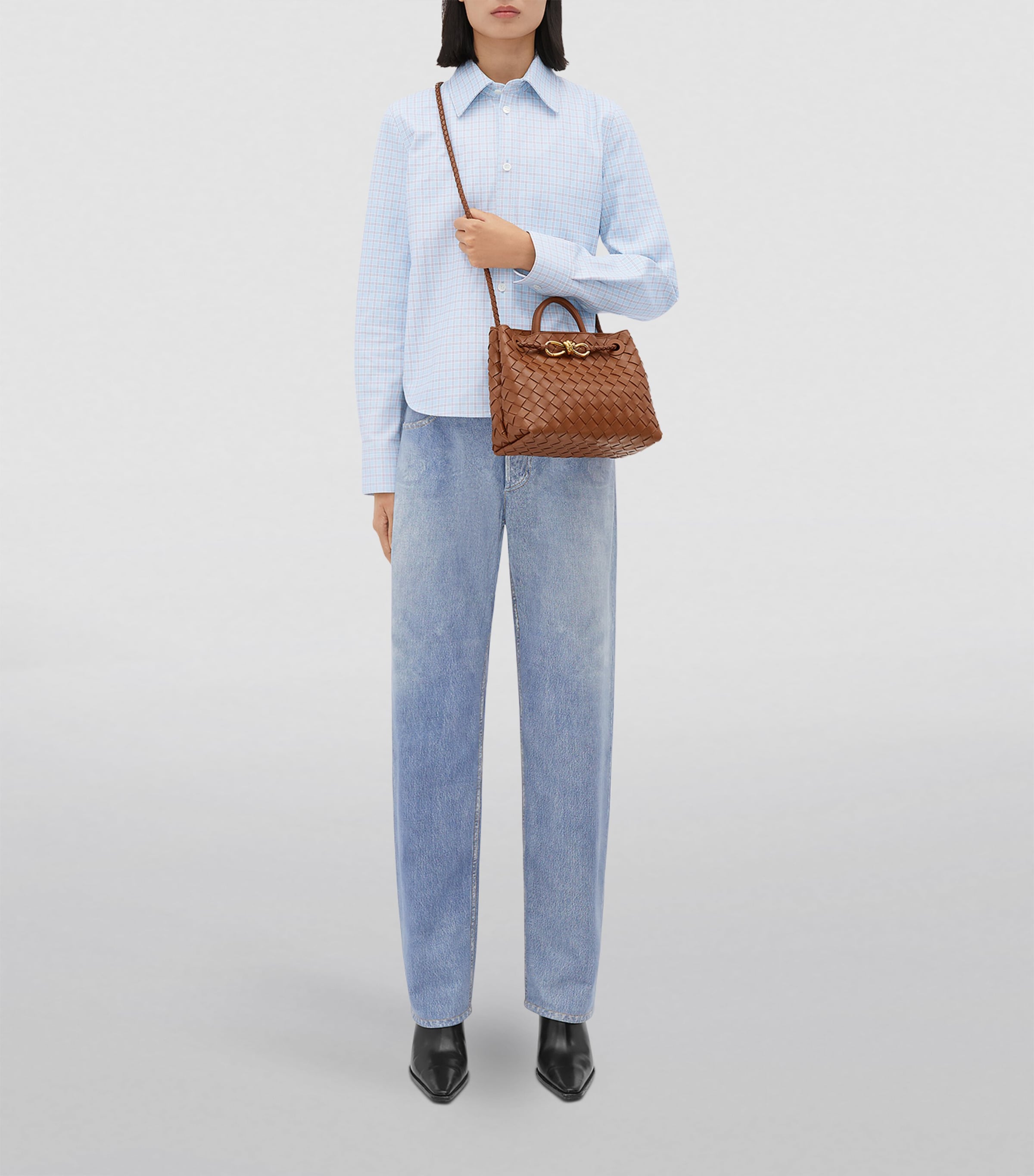 Small Leather Andiamo Shoulder Bag 2598 Image 7