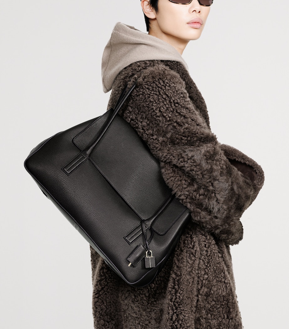 TOM FORD Womens Leather Eclipse Shoulder Bag Naa Image 2