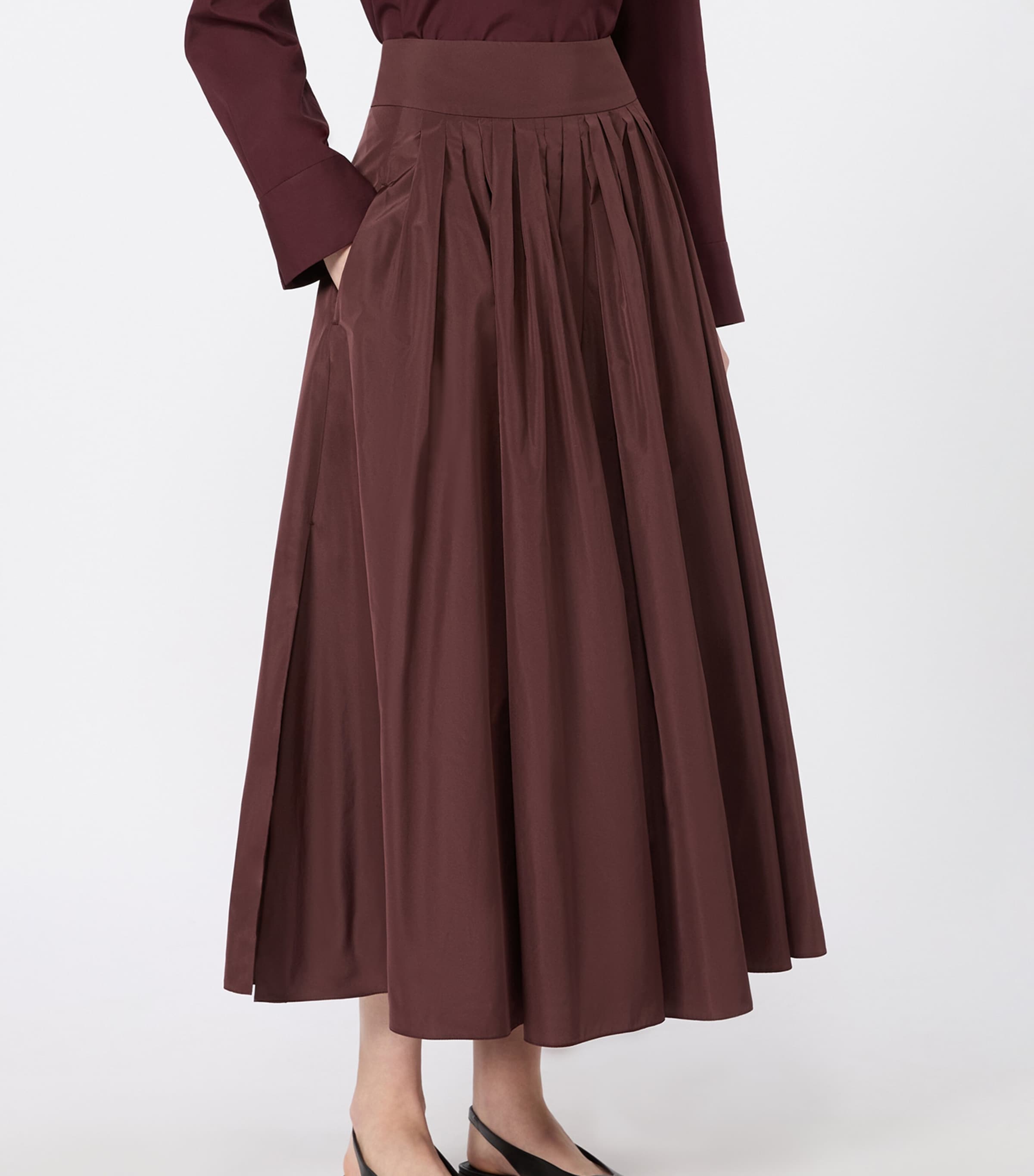 Max Mara Womens Pleated Maxi Skirt Bordeaux Image 3