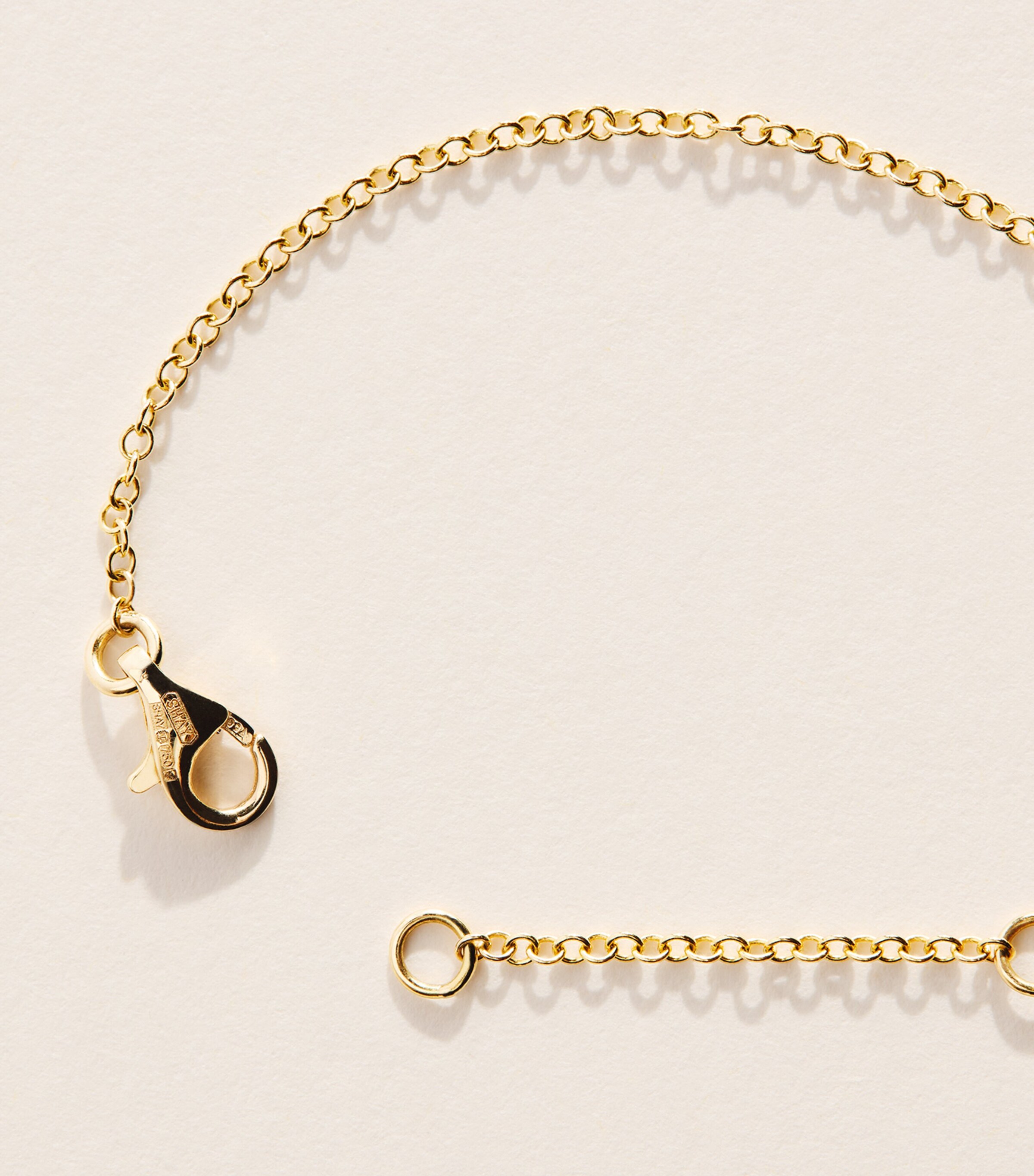 SHAY Yellow Gold and Emerald Baby Heart Bracelet Yellow Gold Image 4