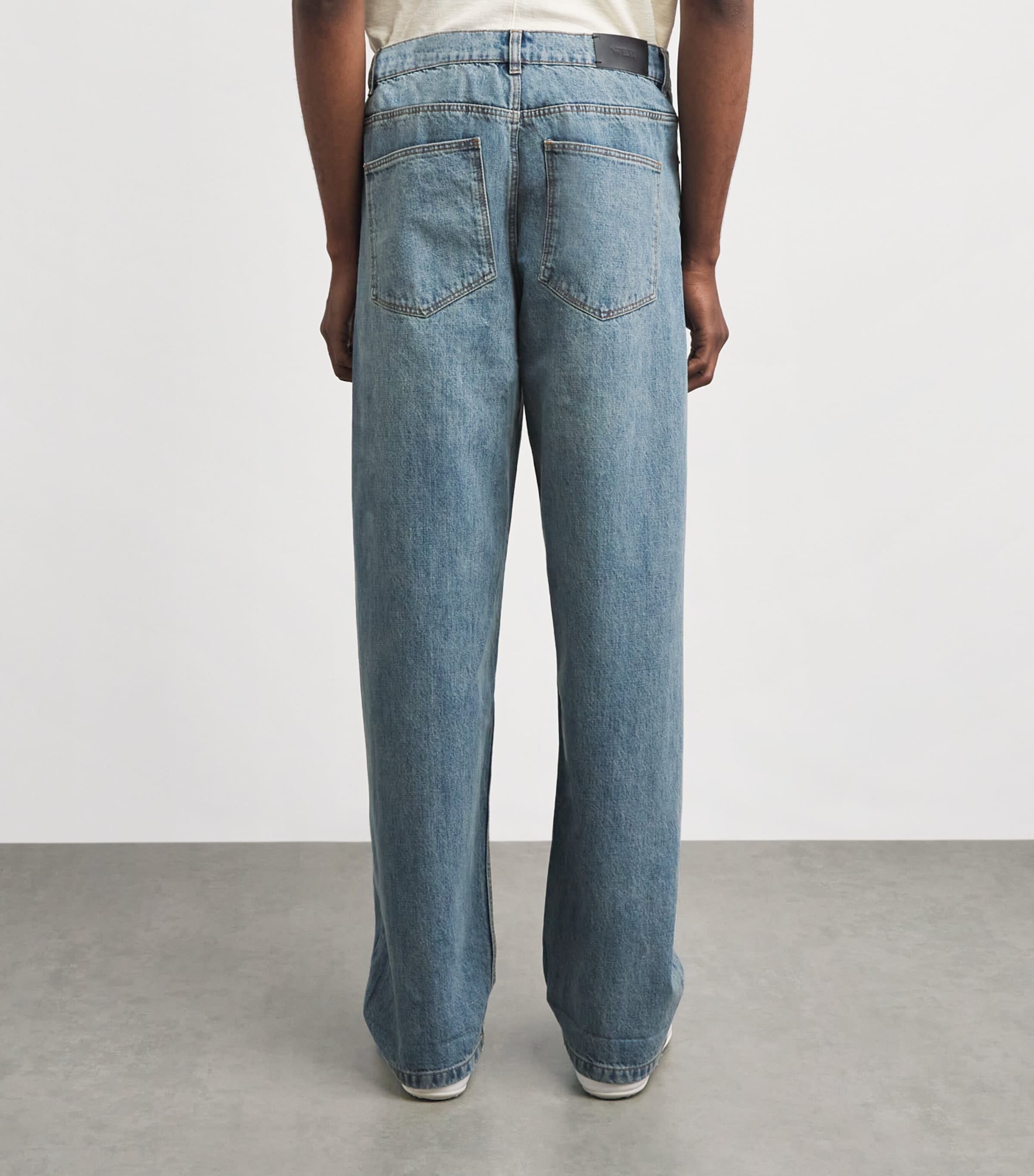 Wax London Mens Straight Felix Jeans Blue Wash Image 5