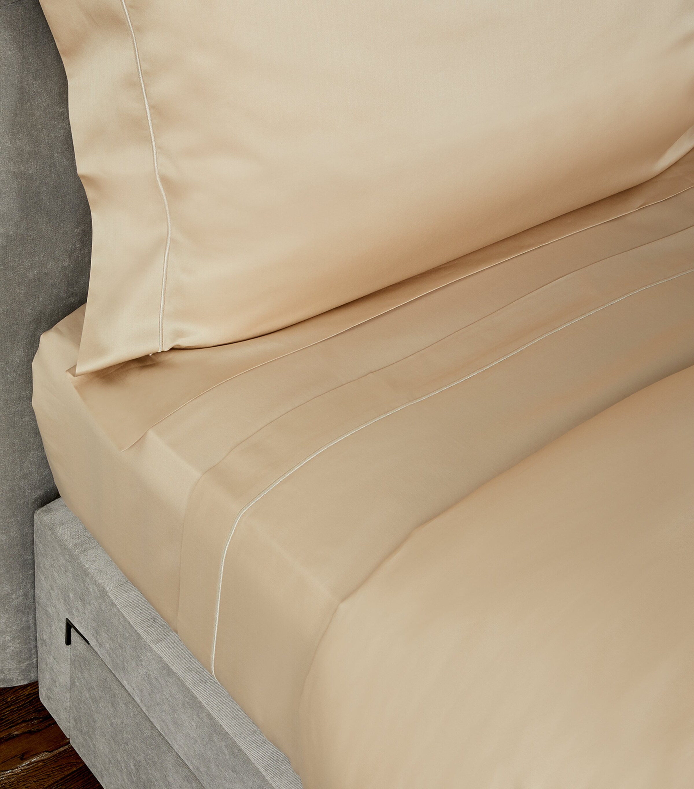 Bourdon Square Pillowcase (65cm x 65cm) LINEN Image 6