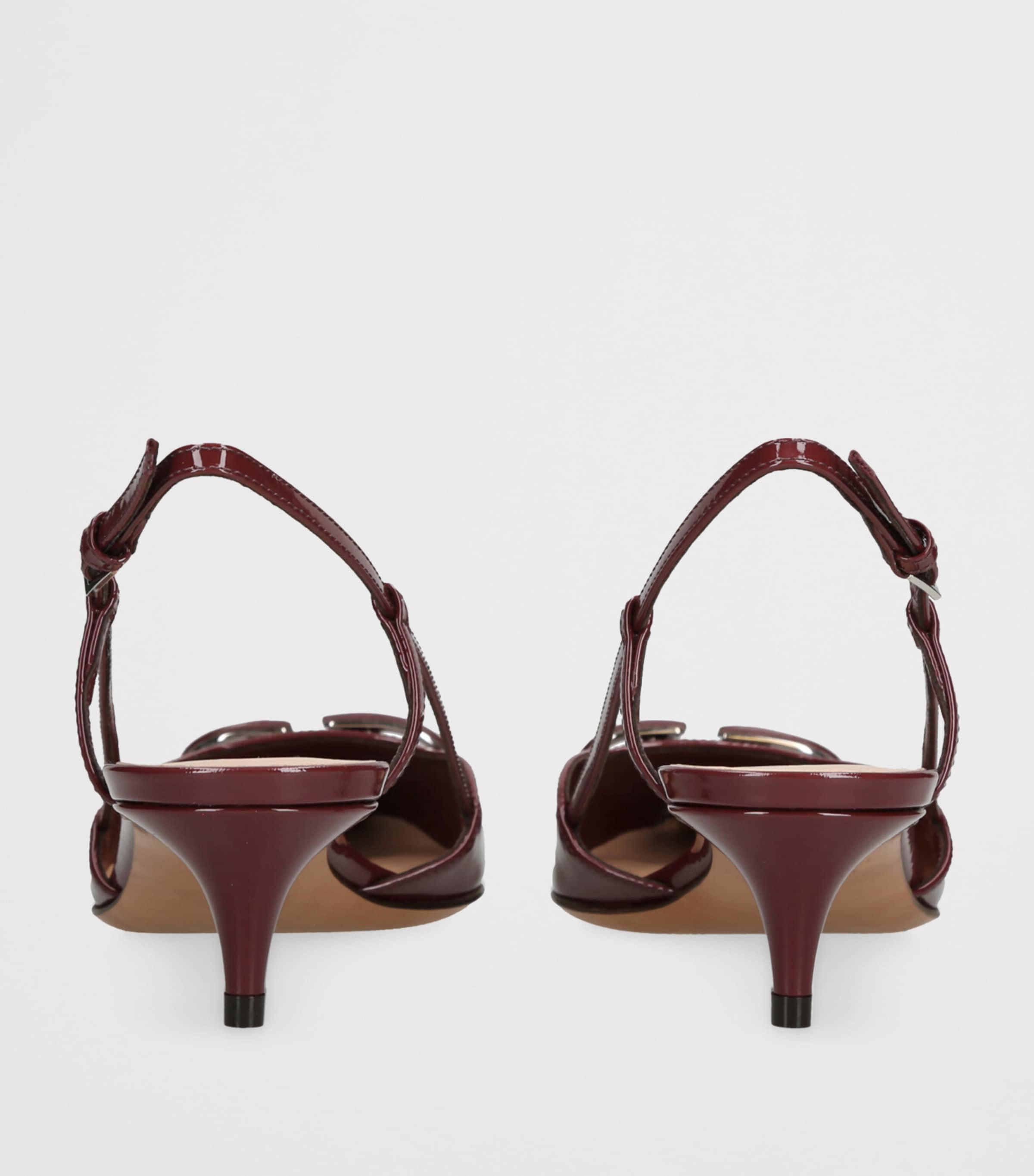 パンプス Valentino Garavani Foliefoliage Pumps In Patent Leather Valentino Garavani Two-tone Lace And Leather Foliefoliage