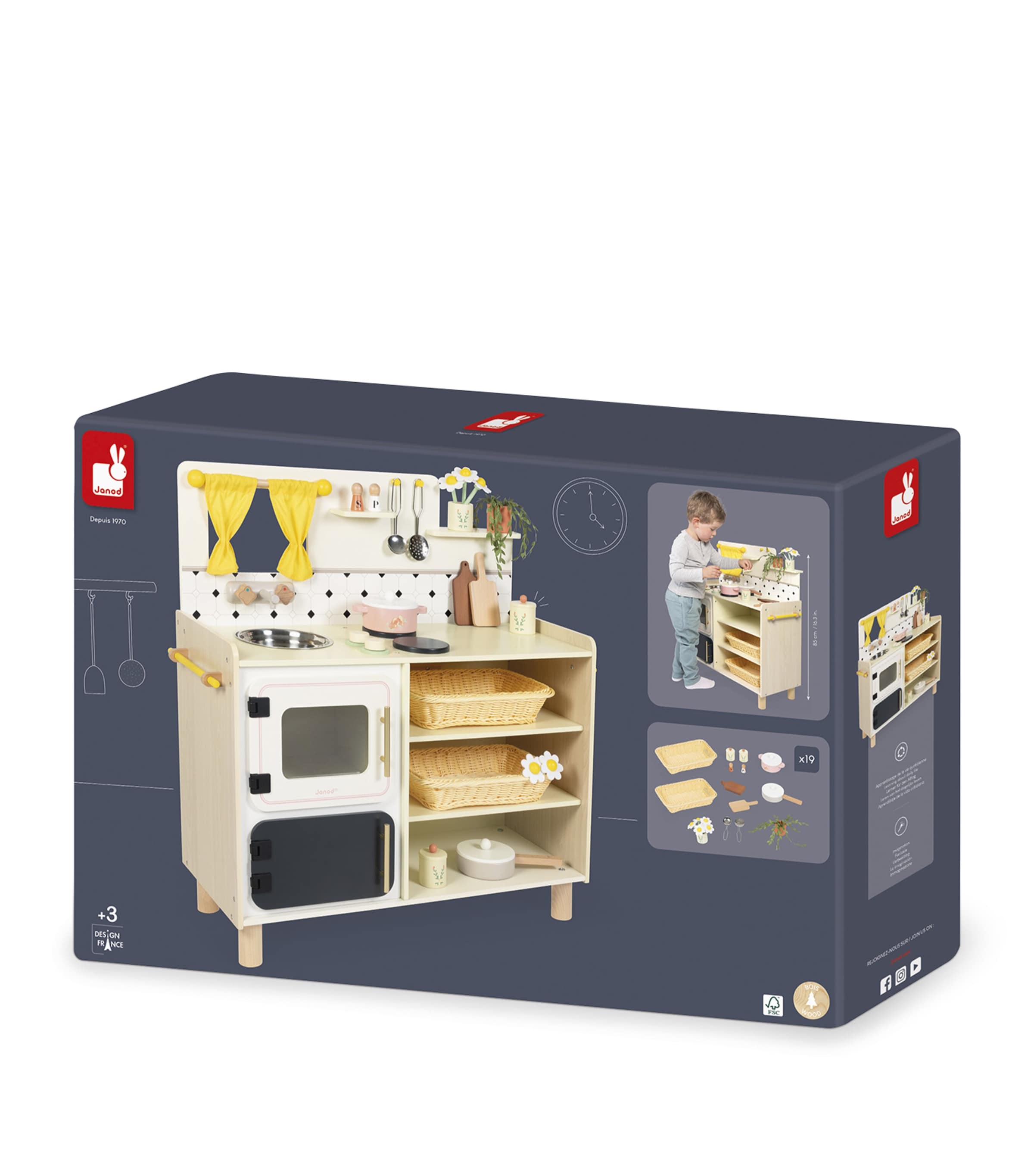 Large Well-Equipped Grandma's Kitchen MULTI Image 2