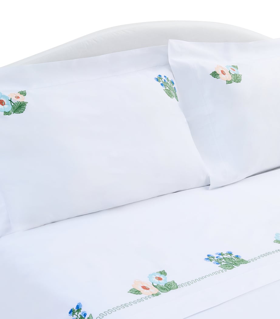 Loretta Caponi Cotton Flowers and Blackberries Pillowcase Pair (50cm x 75cm) Image 2
