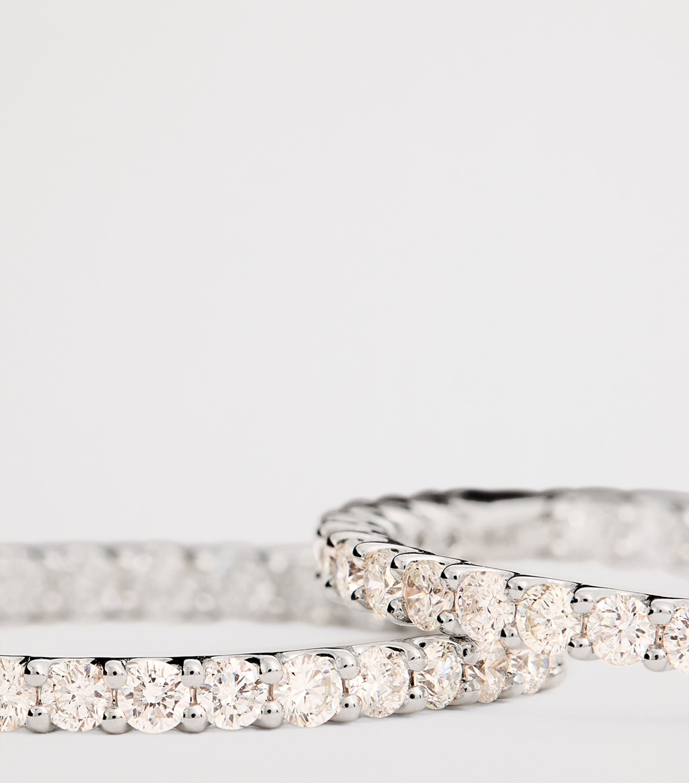 White Gold and Diamond Hoop Earrings (2.00ctw) WHITE GOLD Image 5