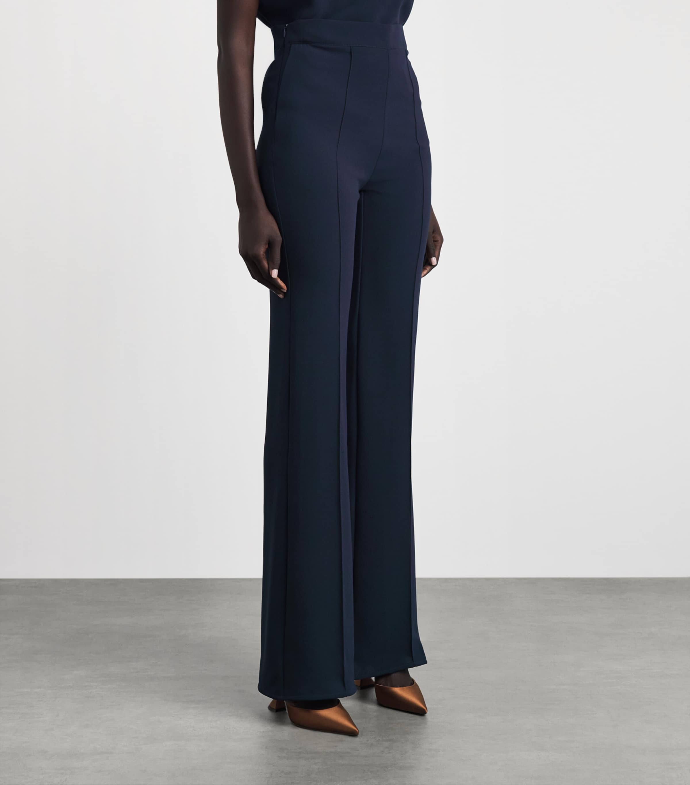 Edeline Lee Womens Pleated Averill Slim Trousers Nav/navy Image 4