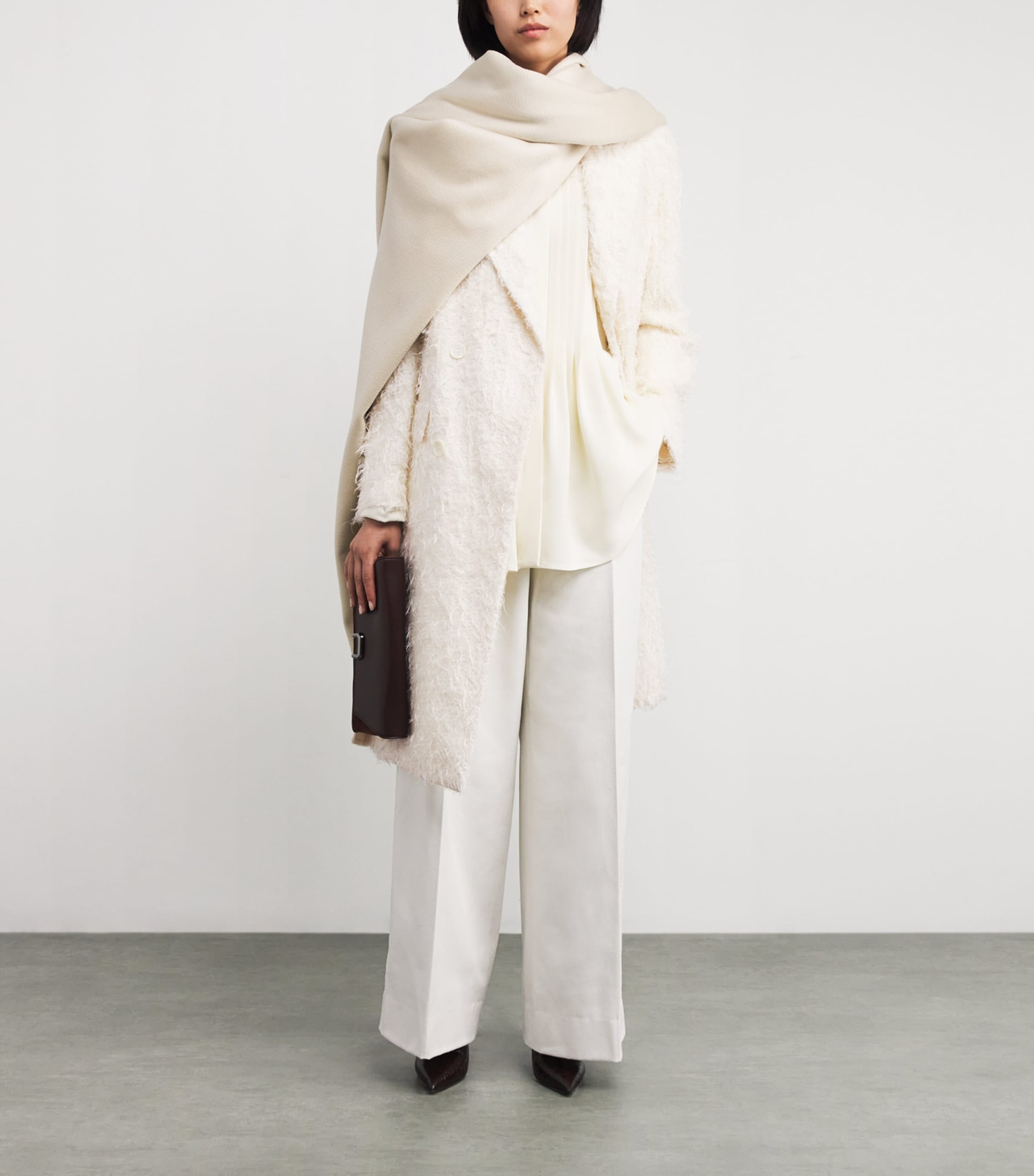 Silk Brushed Overcoat 9200 Image 2