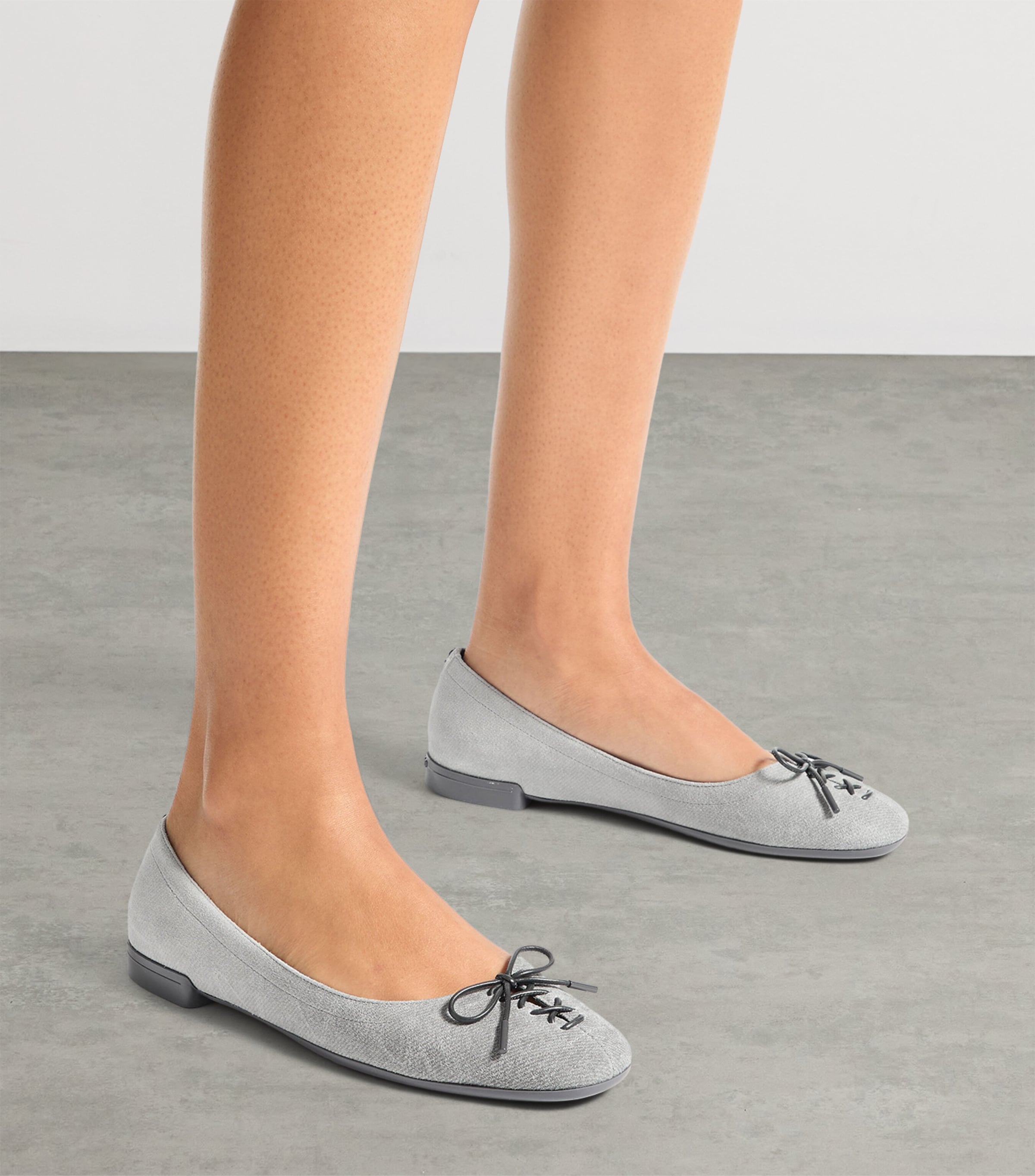 Jimmy Choo Womens Scarlett Suede Ballet Flats Dove Image 2