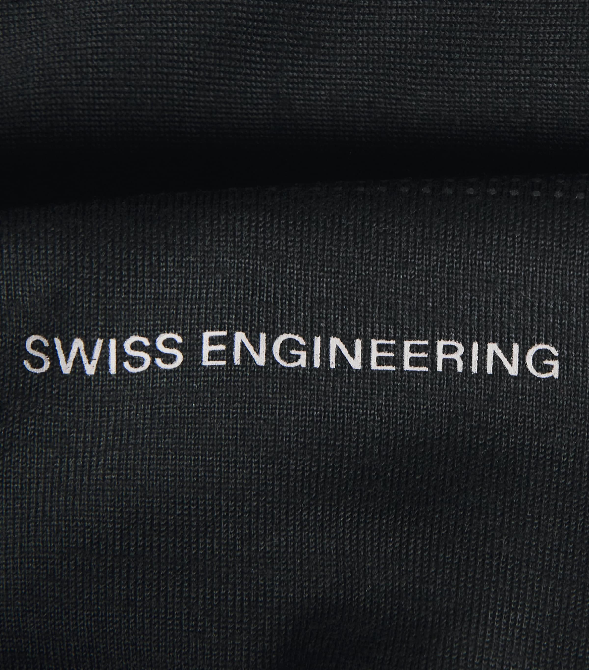 On Mens Train Graphic T-Shirt Black Image 6