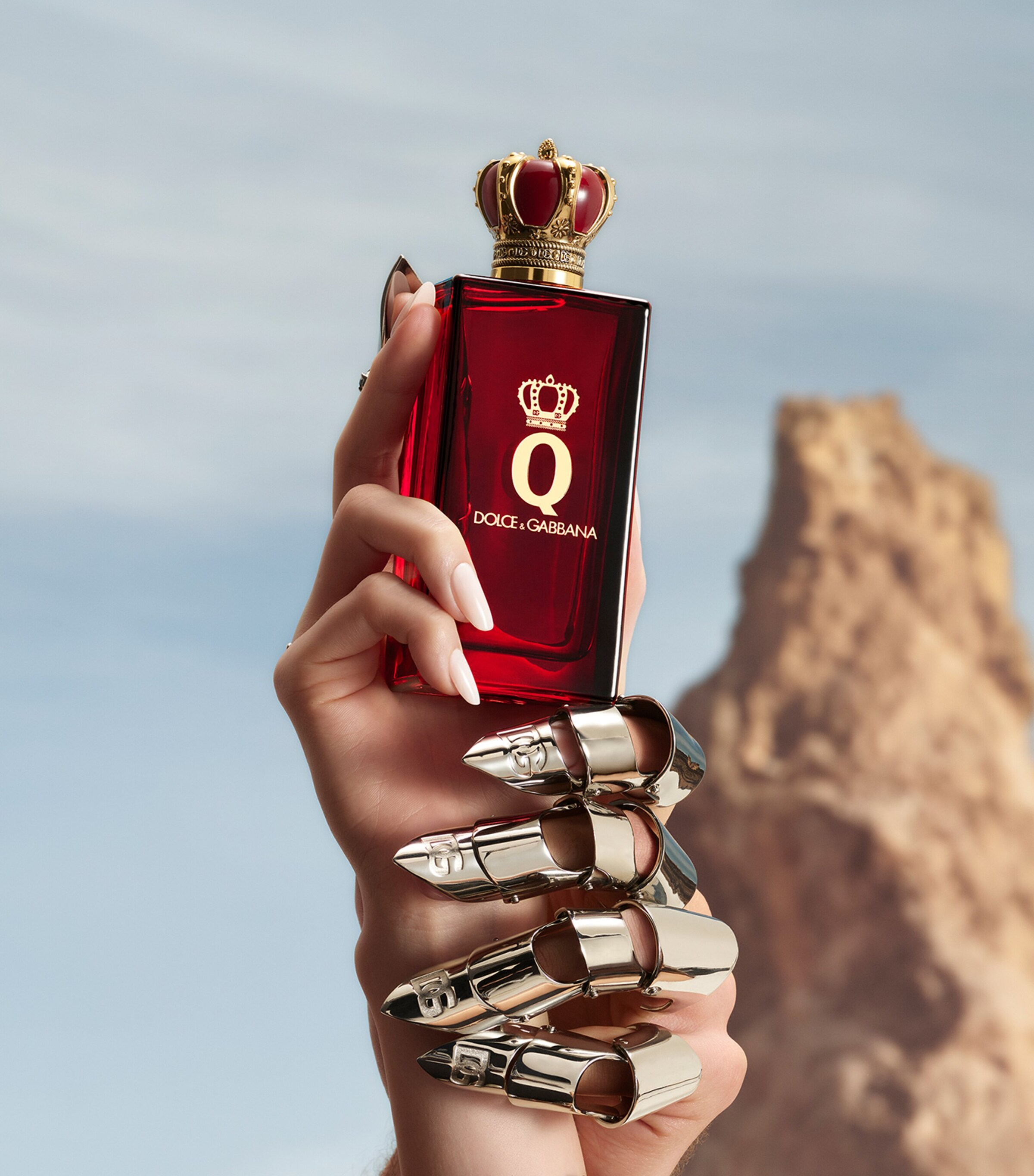 Q by Dolce & Gabbana Pure Perfume (30ml) NO COLOUR Image 7