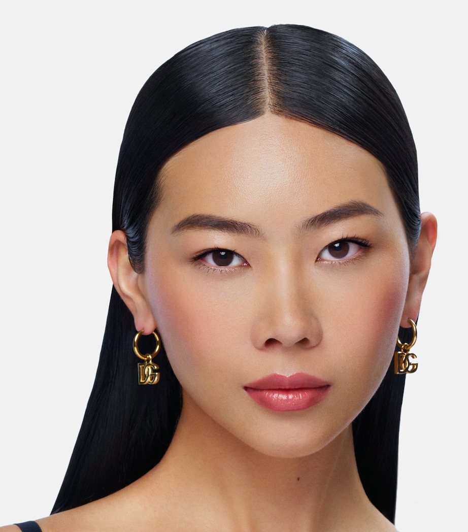 Blueberry Nutri Tint Hydro Glow & Fresh Skin Tint 37W DEEP Image 3