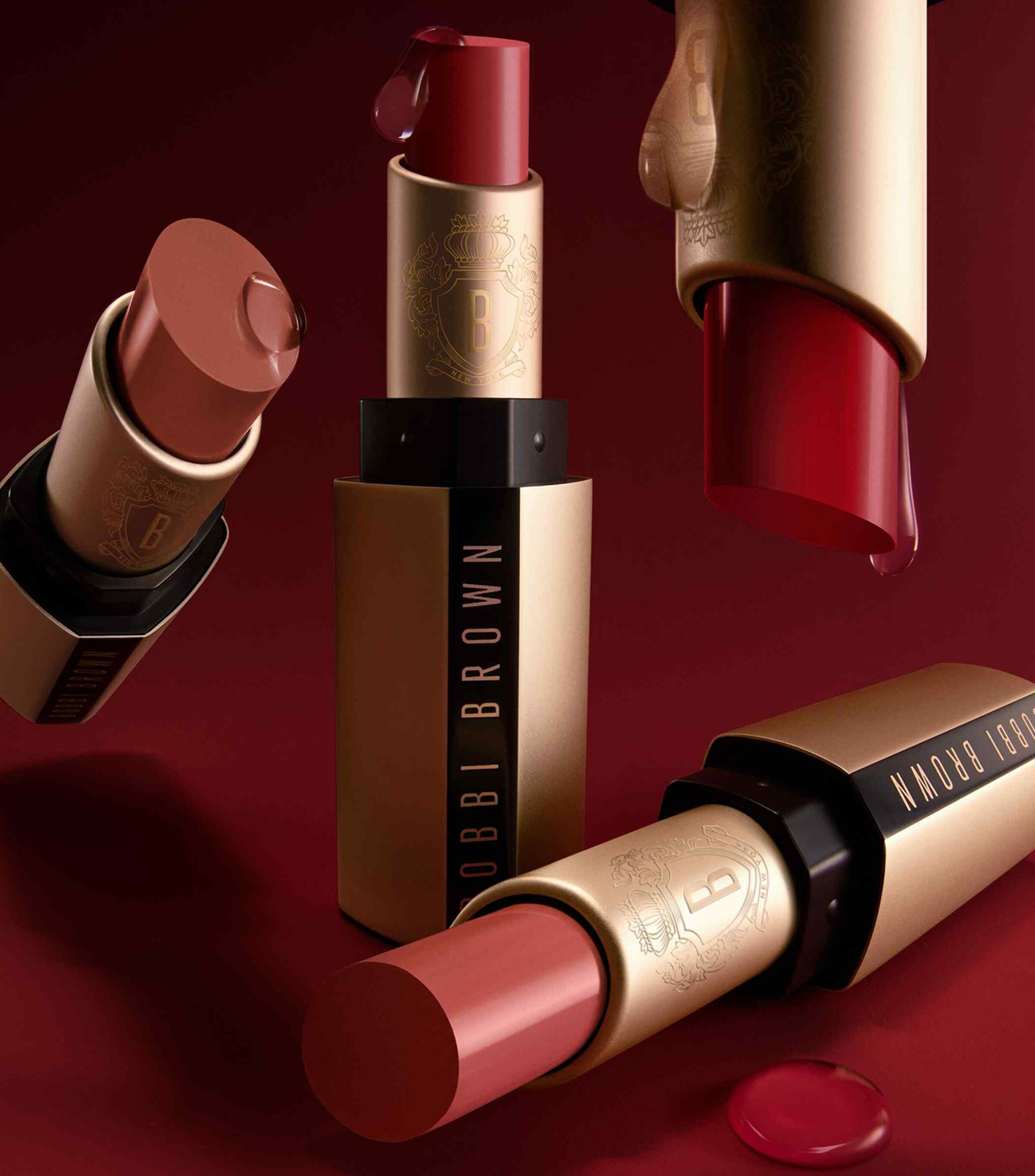 Bobbi Brown Luxe Matte Lipstick Boss Pink Image 4