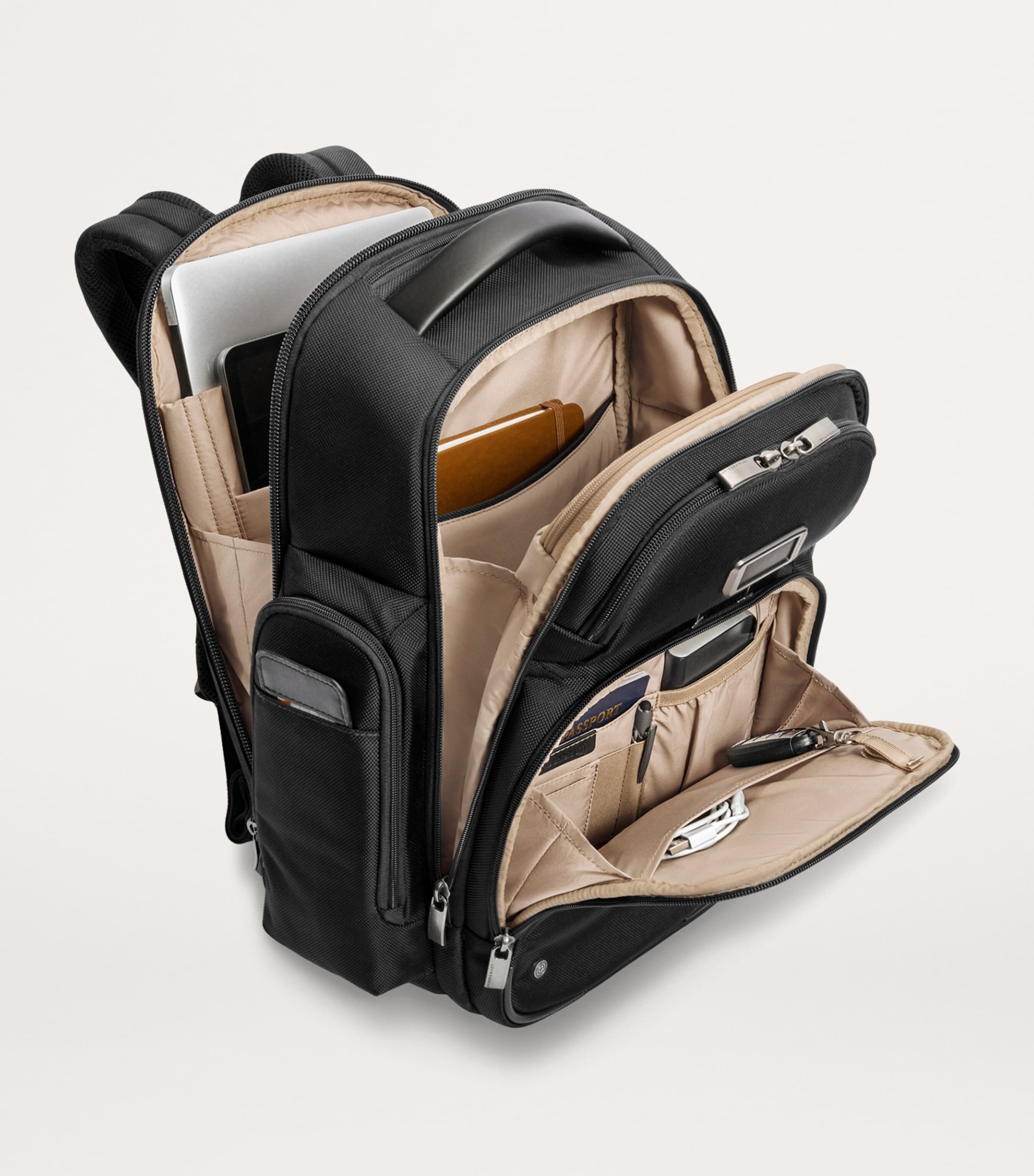 Briggs & Riley Large Cargo Backpack Black Image 4