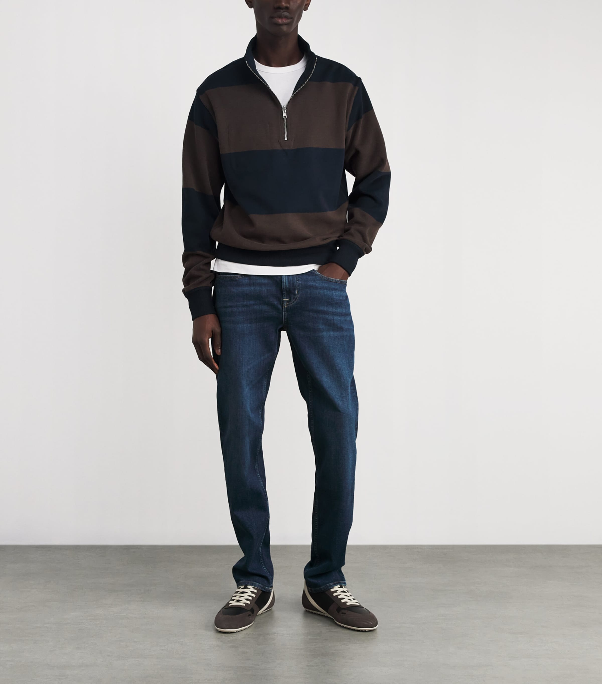 Slimmy Badge Jeans PEAK Image 2