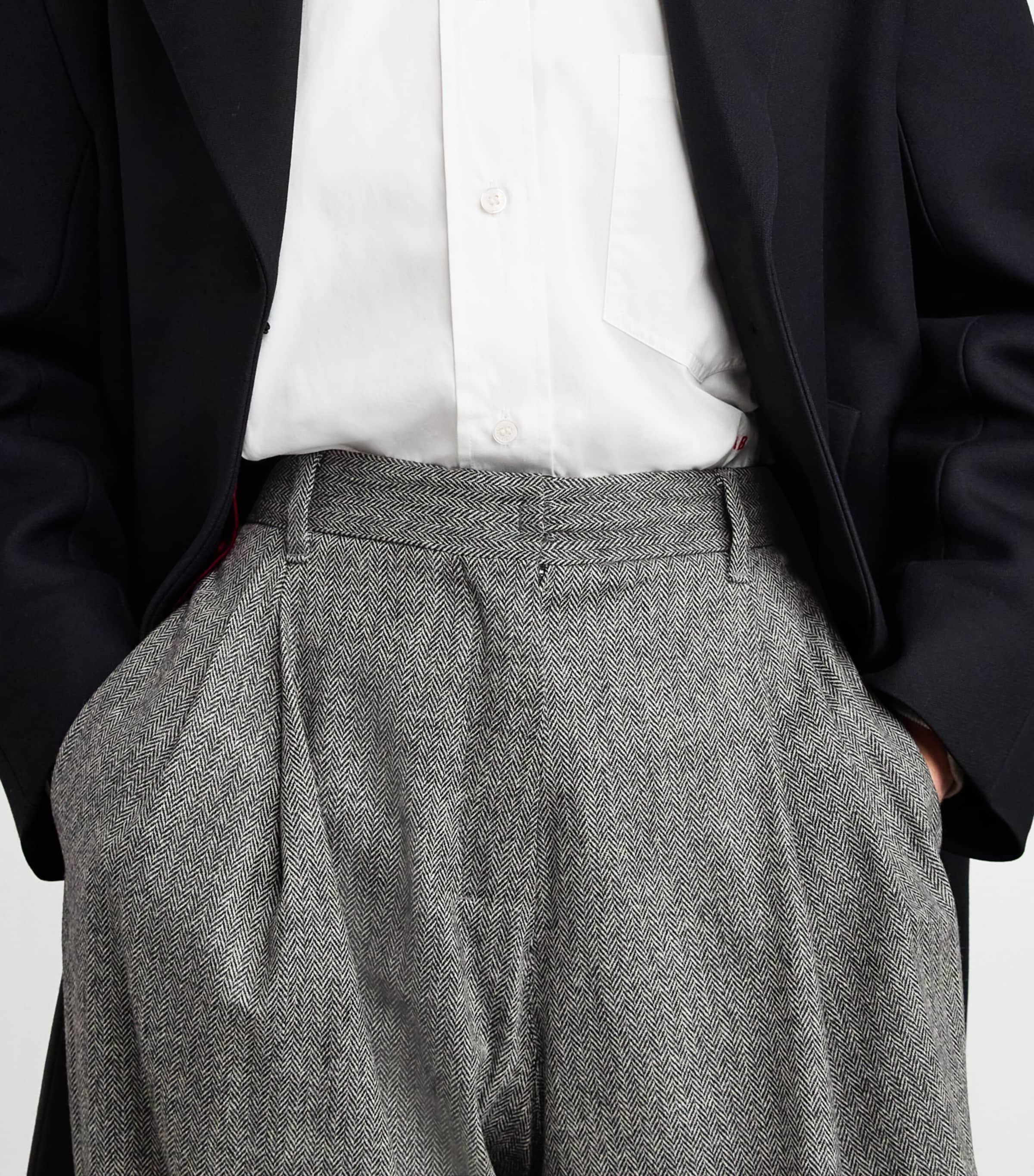 Virgin Wool-Blend Herringbone Trousers BLACK Image 6